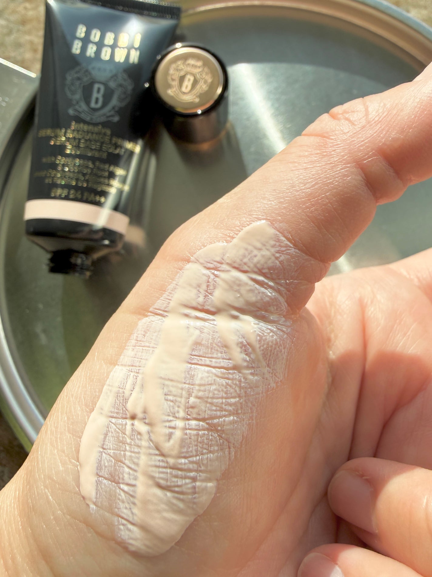 インテンシブ セラム ラディアンス プライマー/BOBBI BROWN/化粧下地を使ったクチコミ(4枚目)