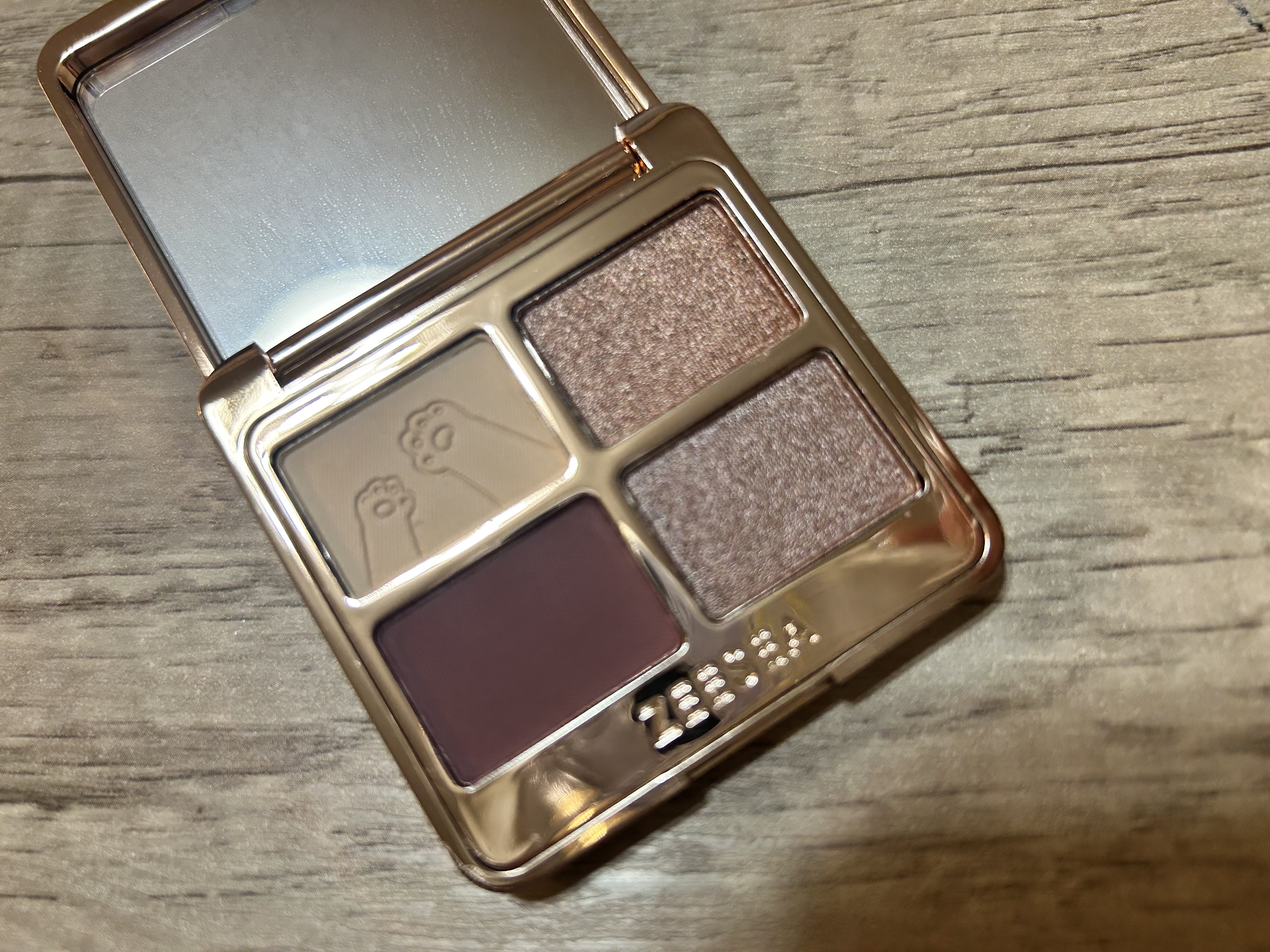 アニマルアイシャドウ(4シェード)/ZEESEA/アイシャドウパレットを使ったクチコミ（2枚目）