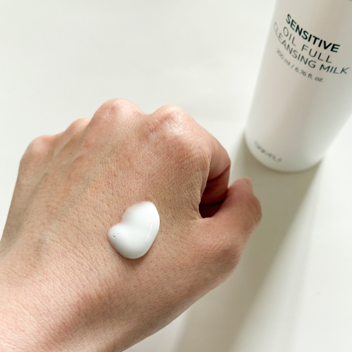 センシティブオイルフルクレンジングミルク/SAM'U/ミルククレンジングを使ったクチコミ（2枚目）