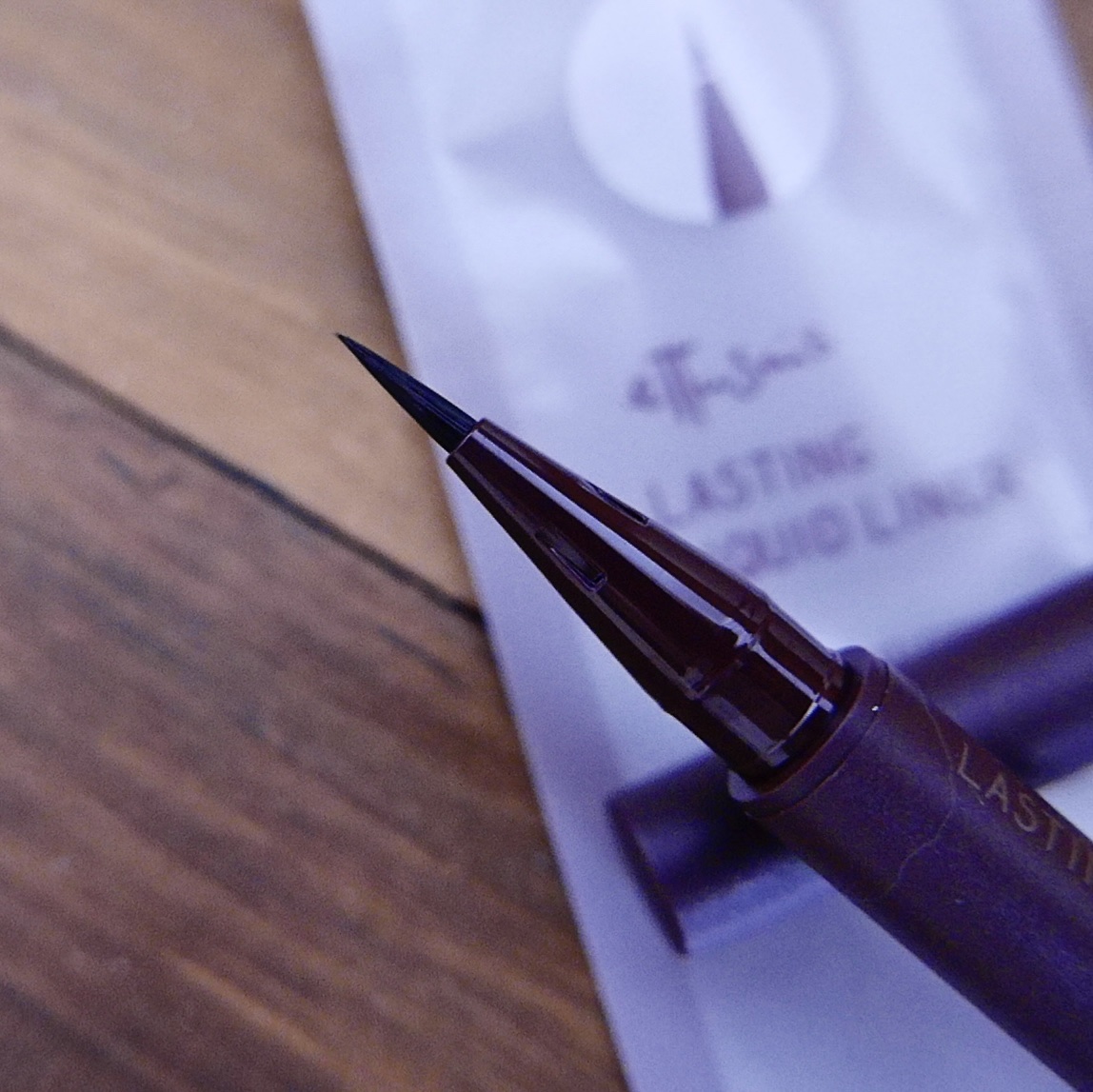 エテュセ ラスティング リキッドライナー/ettusais/リキッドアイライナーを使ったクチコミ（2枚目）