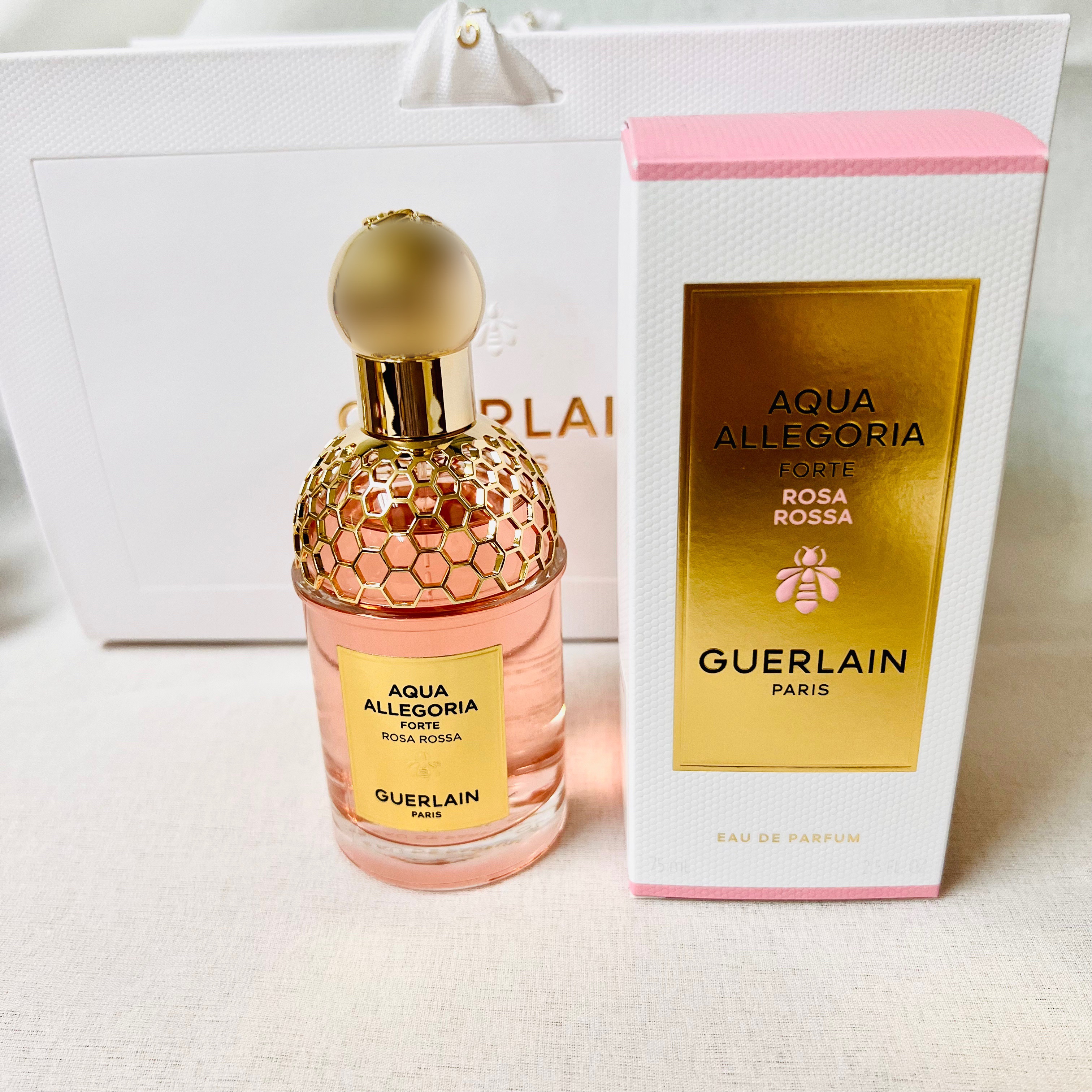 アクア アレゴリア ローザ ロッサ フォルテ/GUERLAIN/香水を使ったクチコミ（2枚目）