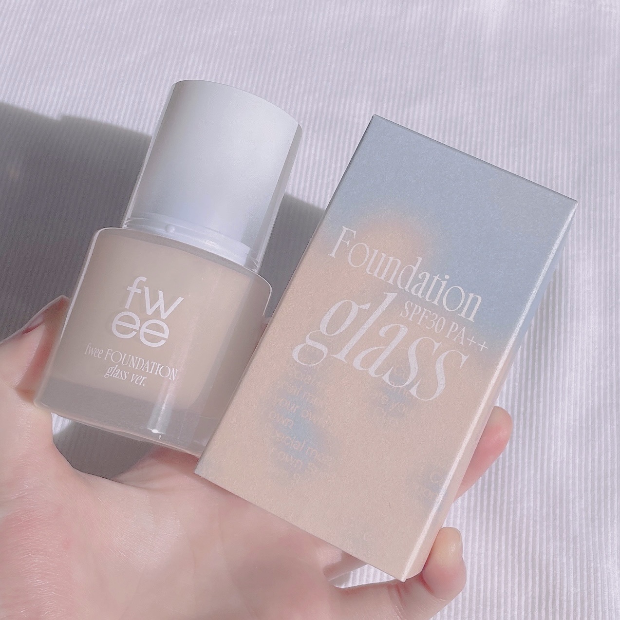 フィーファンデーションガラス/fwee/リキッドファンデーションを使ったクチコミ（2枚目）