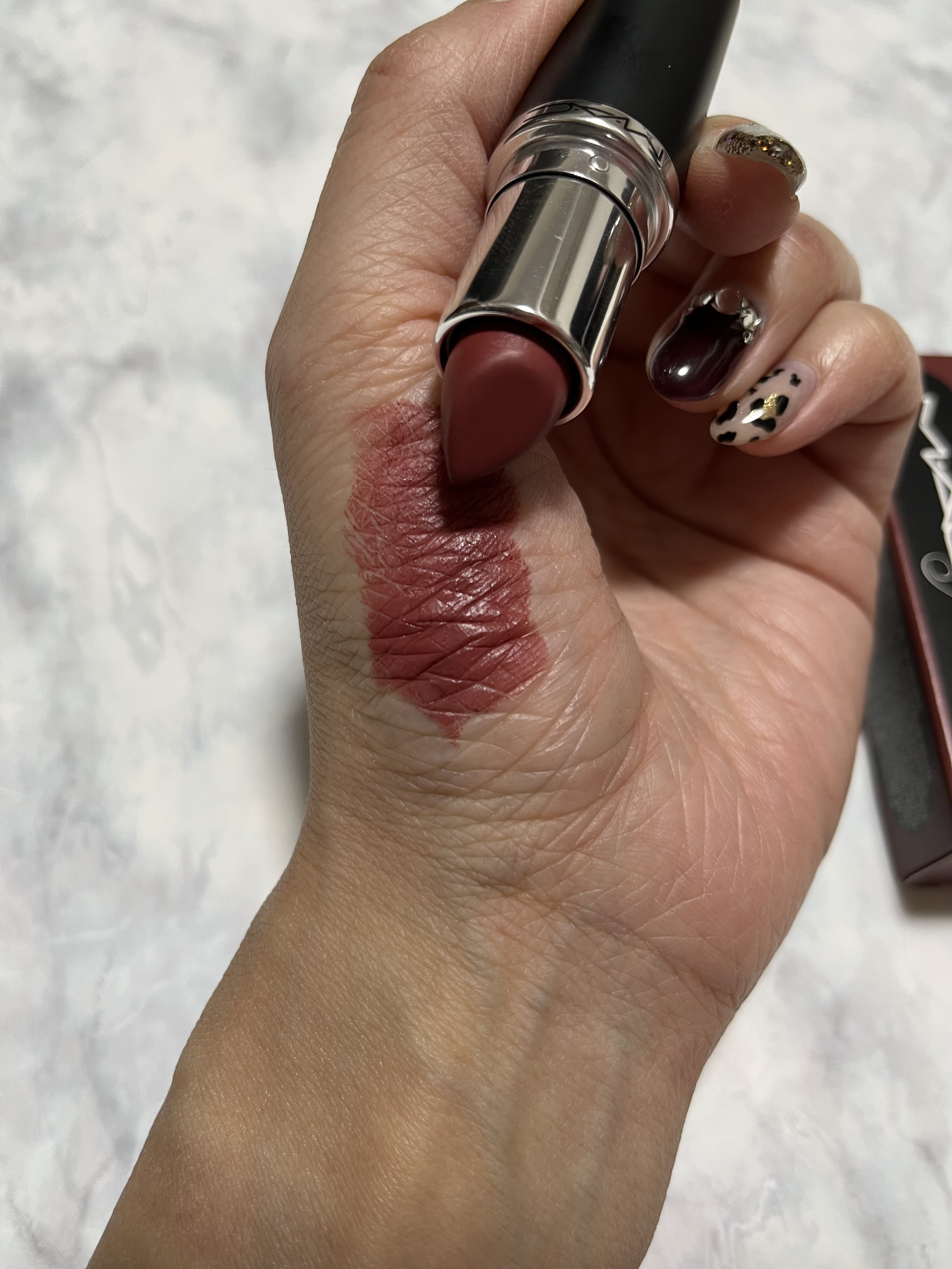 マキシマル シルキー マット リップスティック/M・A・C/口紅を使ったクチコミ（2枚目）