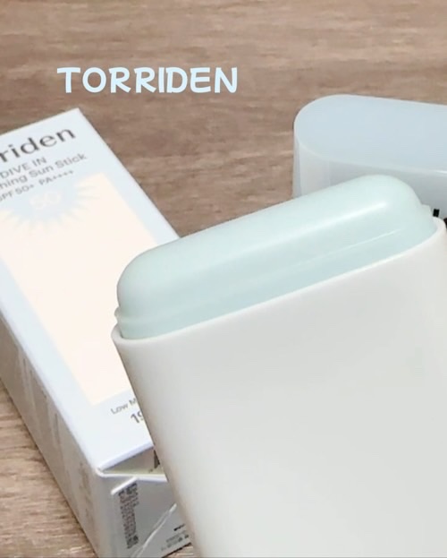 ダイブイン モイスチャー スージング サンスティック/Torriden/日焼け止めスティックを使ったクチコミ（2枚目）