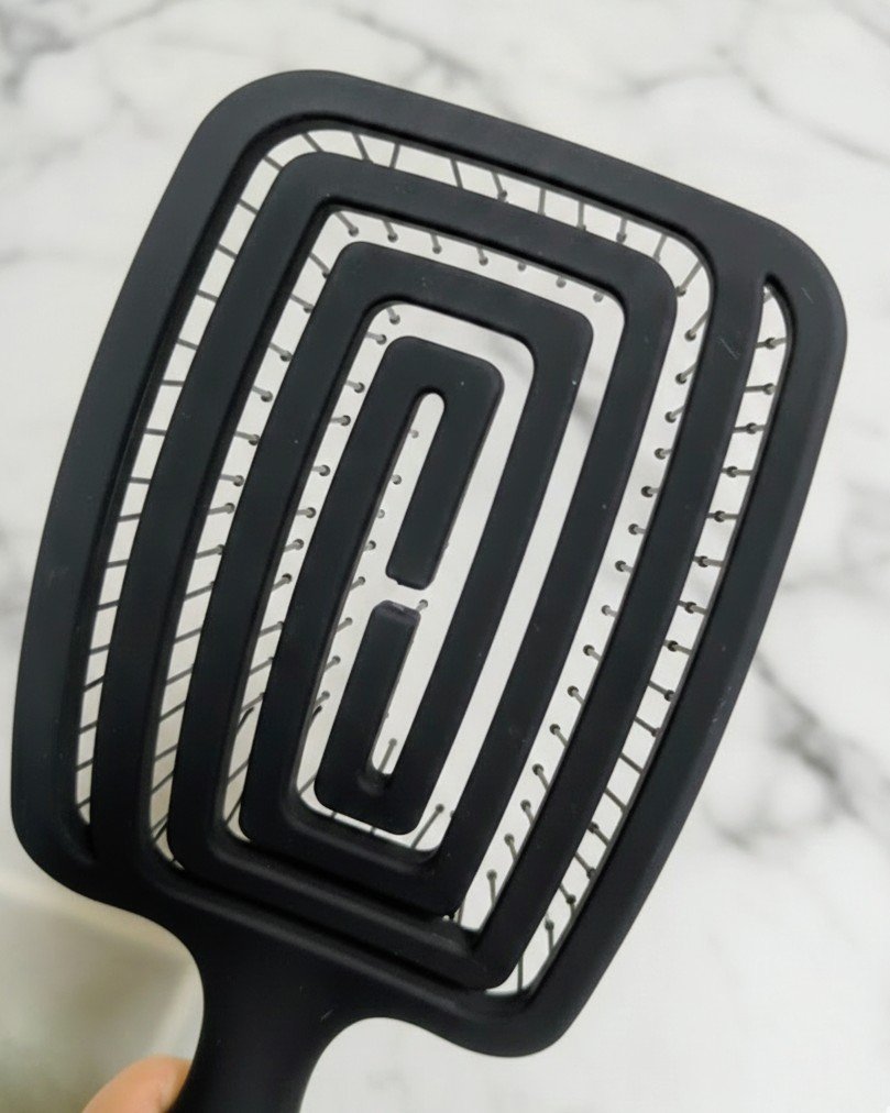 87saku ハナサク 速乾ブラシ/87saku/ヘアブラシを使ったクチコミ（3枚目）