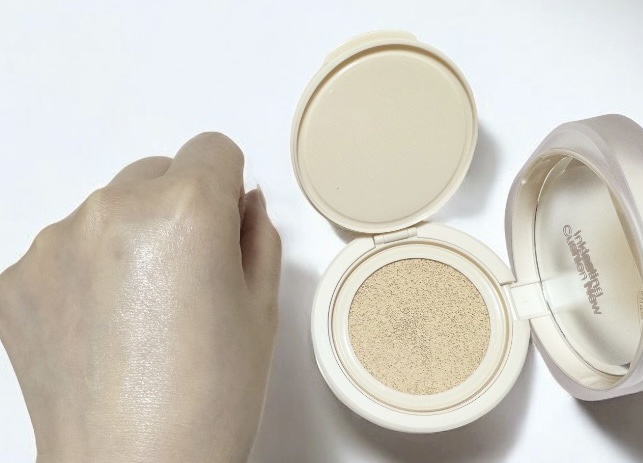 インクラスティングクッションファンデーション/THE FACE SHOP/クッションファンデーションを使ったクチコミ（2枚目）