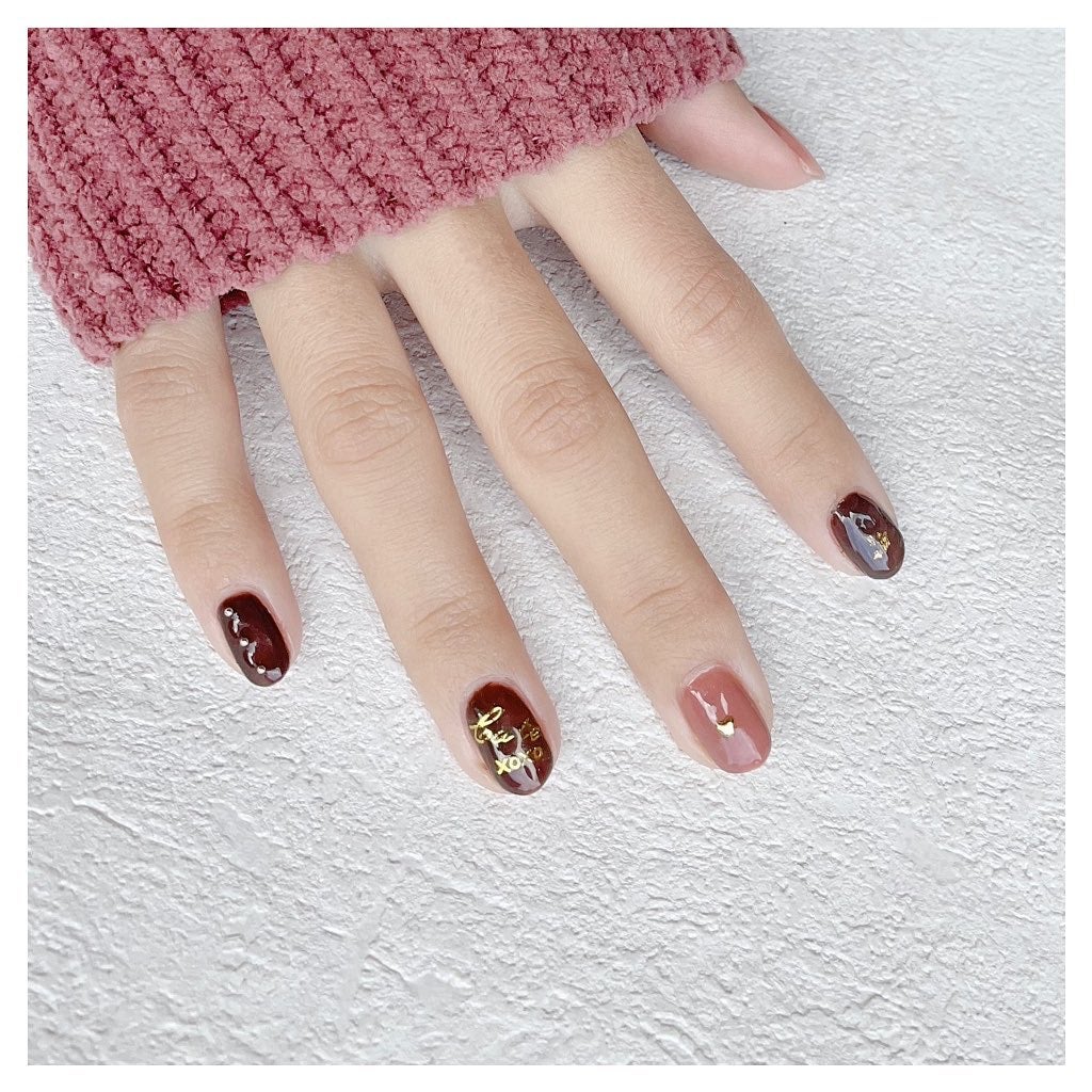 𝘼𝙮𝙪 ❦ 𝑆𝑒𝑙𝑓 𝑁𝑎𝑖𝑙 on LIPS 「❥こんばんは😌またまたバレンタインネイル💅💕1年のイベ..」(6枚目)