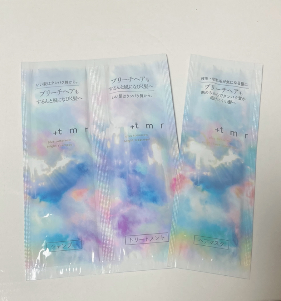 ＋ｔｍｒ
ブライト シャンプー/トリートメント/ヒートケアマスク

ブリーチやカラーを繰り返した深刻な髪ダメージに

タンパク質着目ケア

しっとりな洗い上がりと感じました！
翌朝はサラサラ！

香りに癒されます😌

#質感重視ヘアアイテ