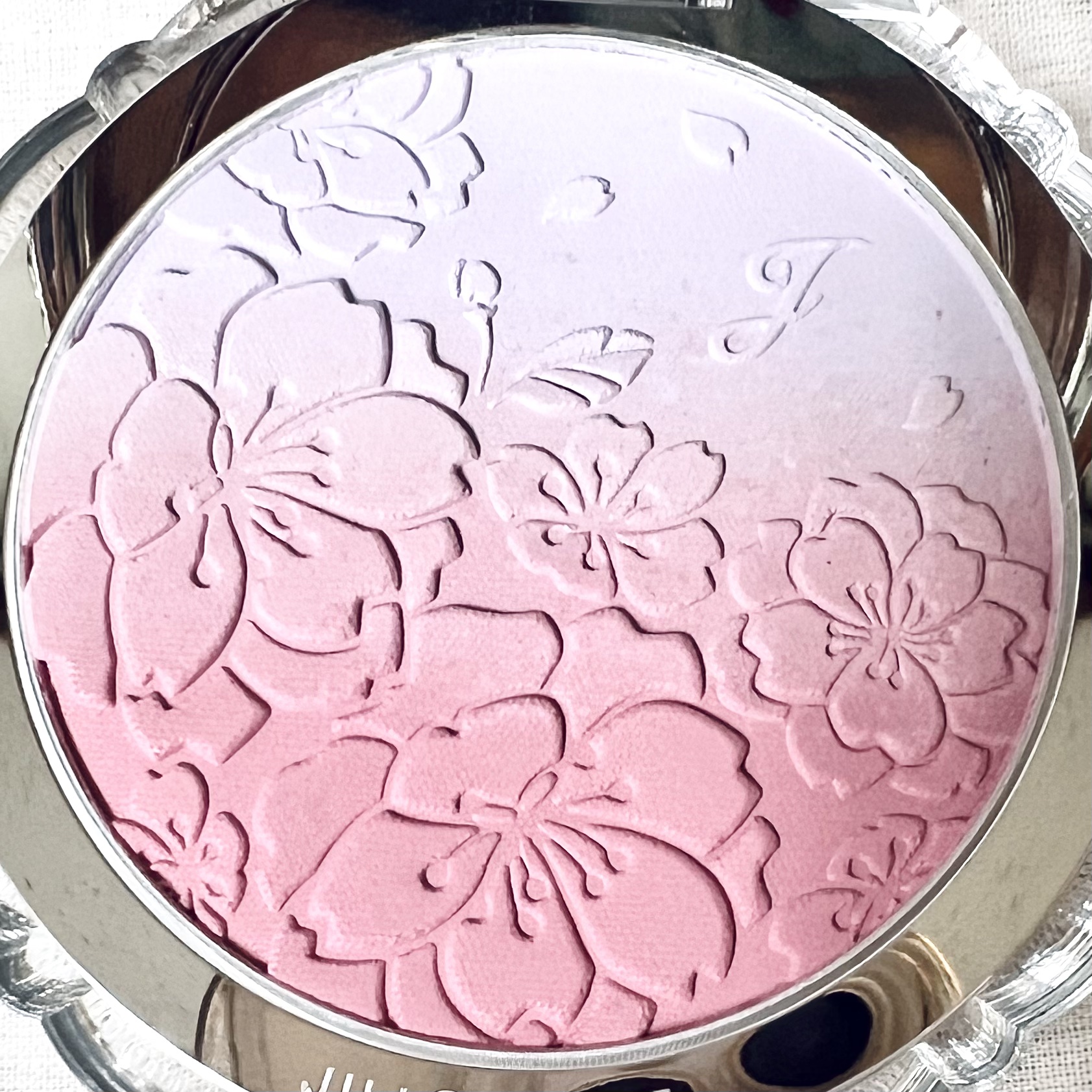 ジルスチュアート　パステルペタル ブラッシュ/JILL STUART/パウダーチークを使ったクチコミ（2枚目）