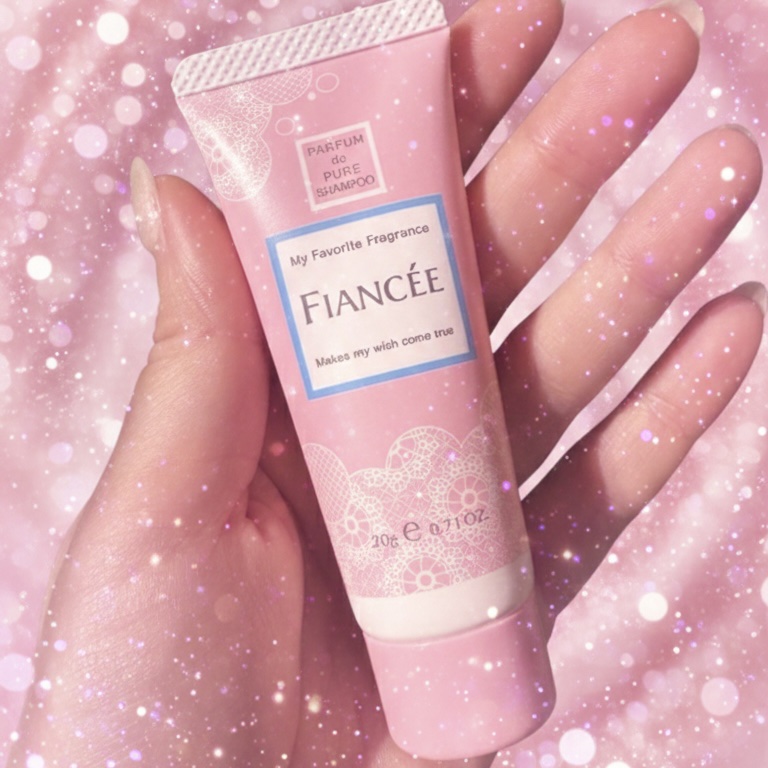 ハンドクリーム ピュアシャンプーの香り/フィアンセ/ハンドクリームを使ったクチコミ（1枚目）