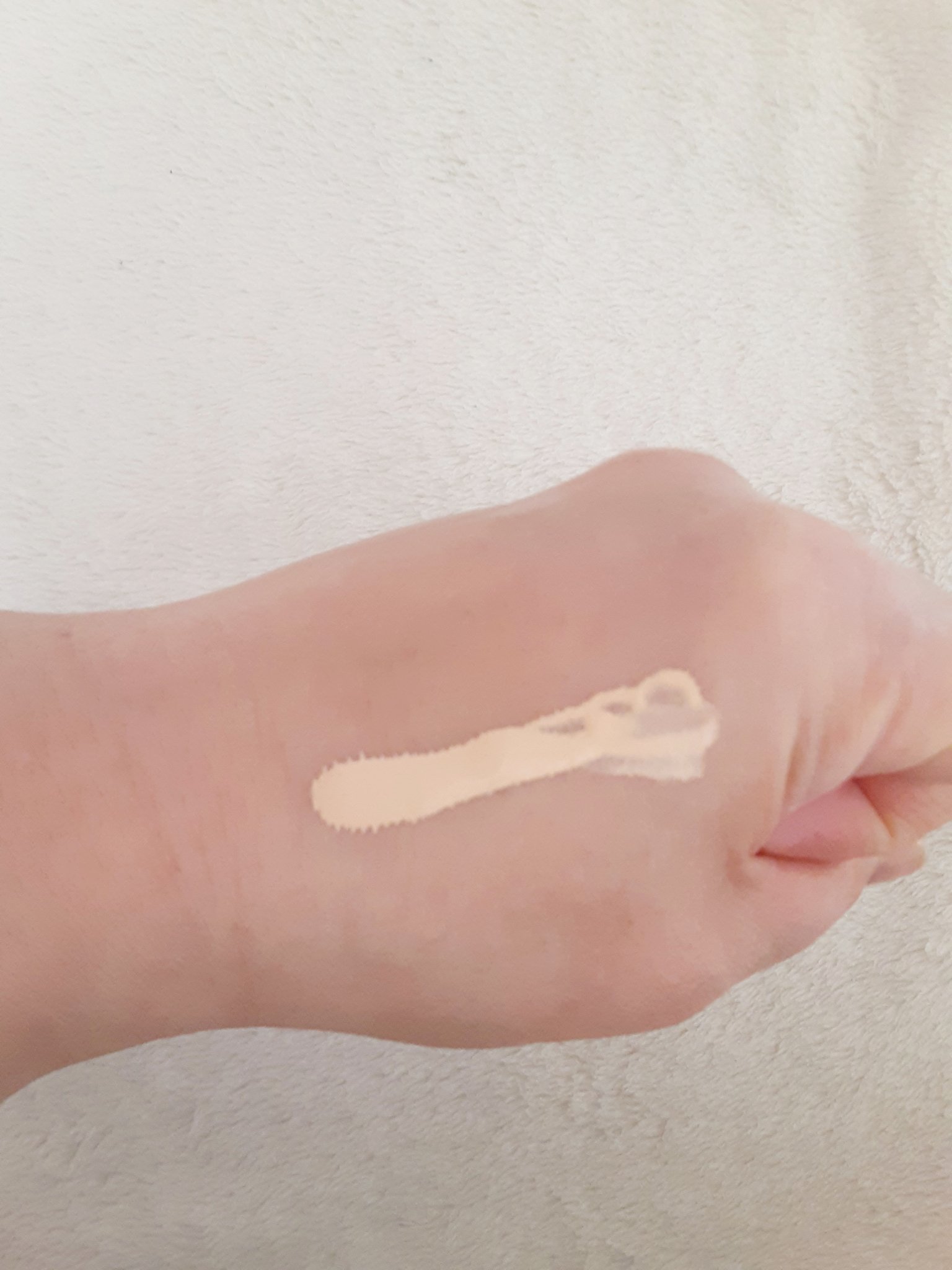 ラスティングカバーファンデーション/CEZANNE/リキッドファンデーションを使ったクチコミ（2枚目）