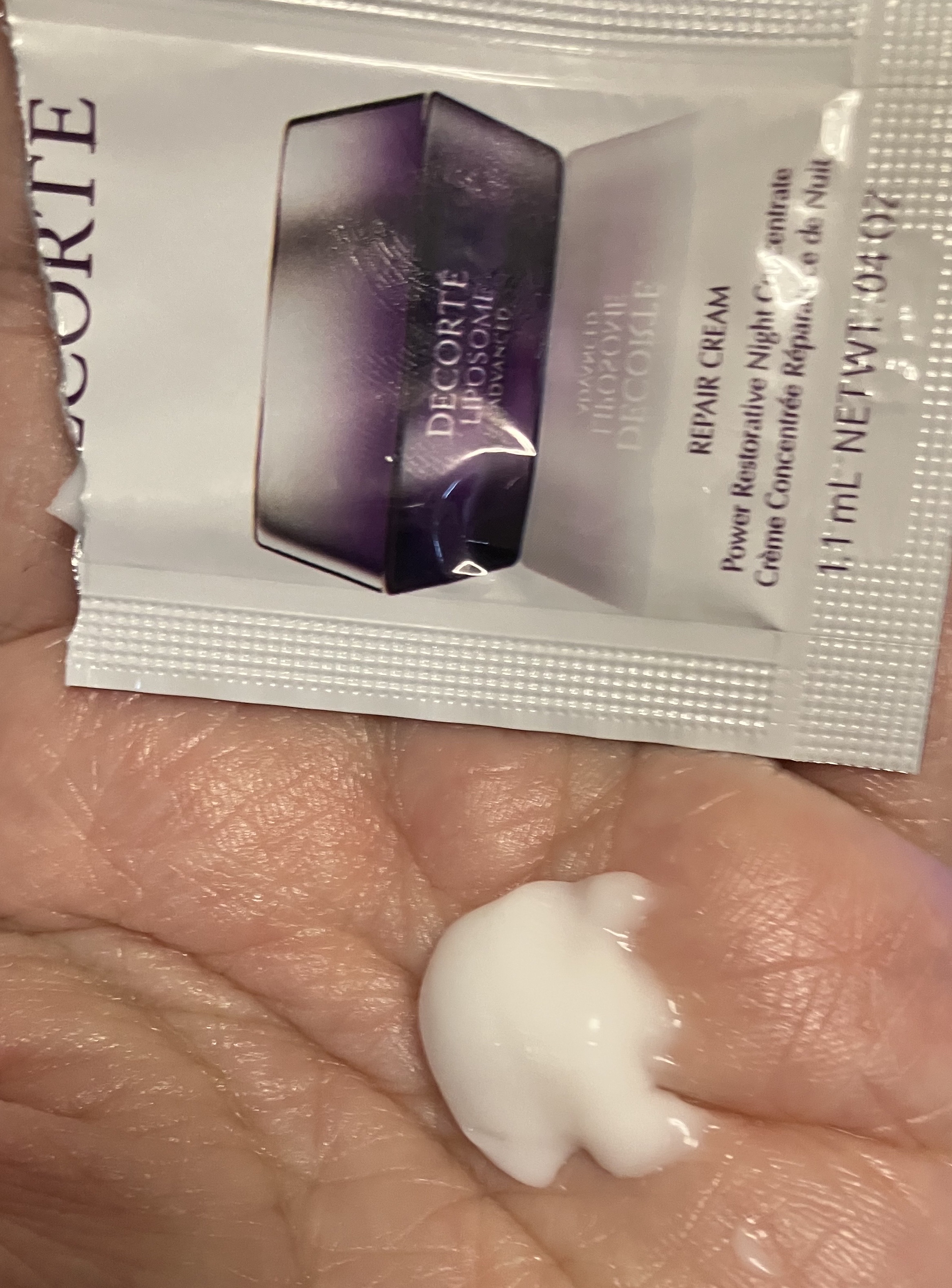 リポソーム アドバンスト　リペアセラム/DECORTÉ/美容液を使ったクチコミ（3枚目）