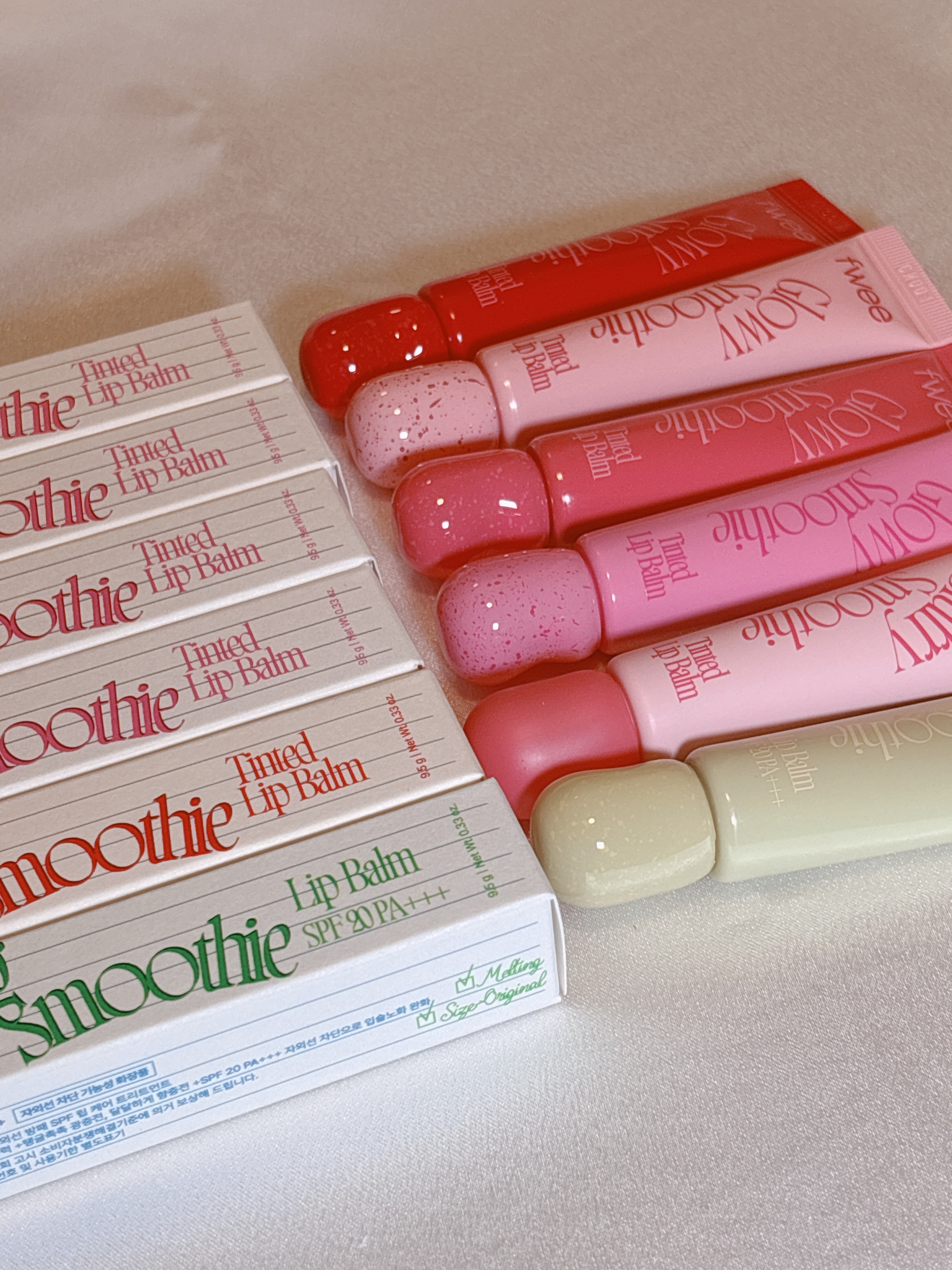 グロウスムージーリップバーム/fwee/リップバームを使ったクチコミ（2枚目）