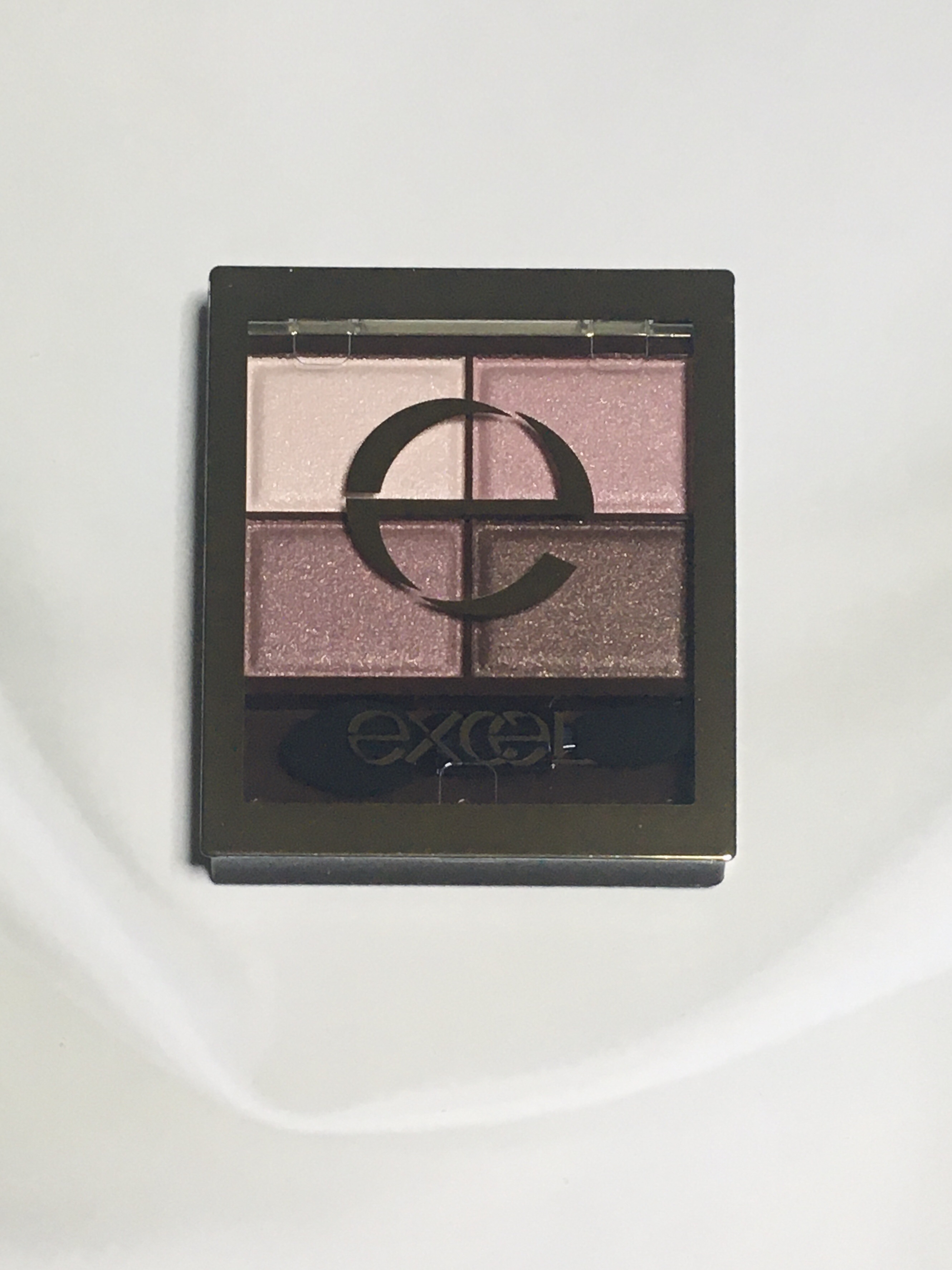 スキニーリッチシャドウ/excel/アイシャドウパレットを使ったクチコミ（1枚目）