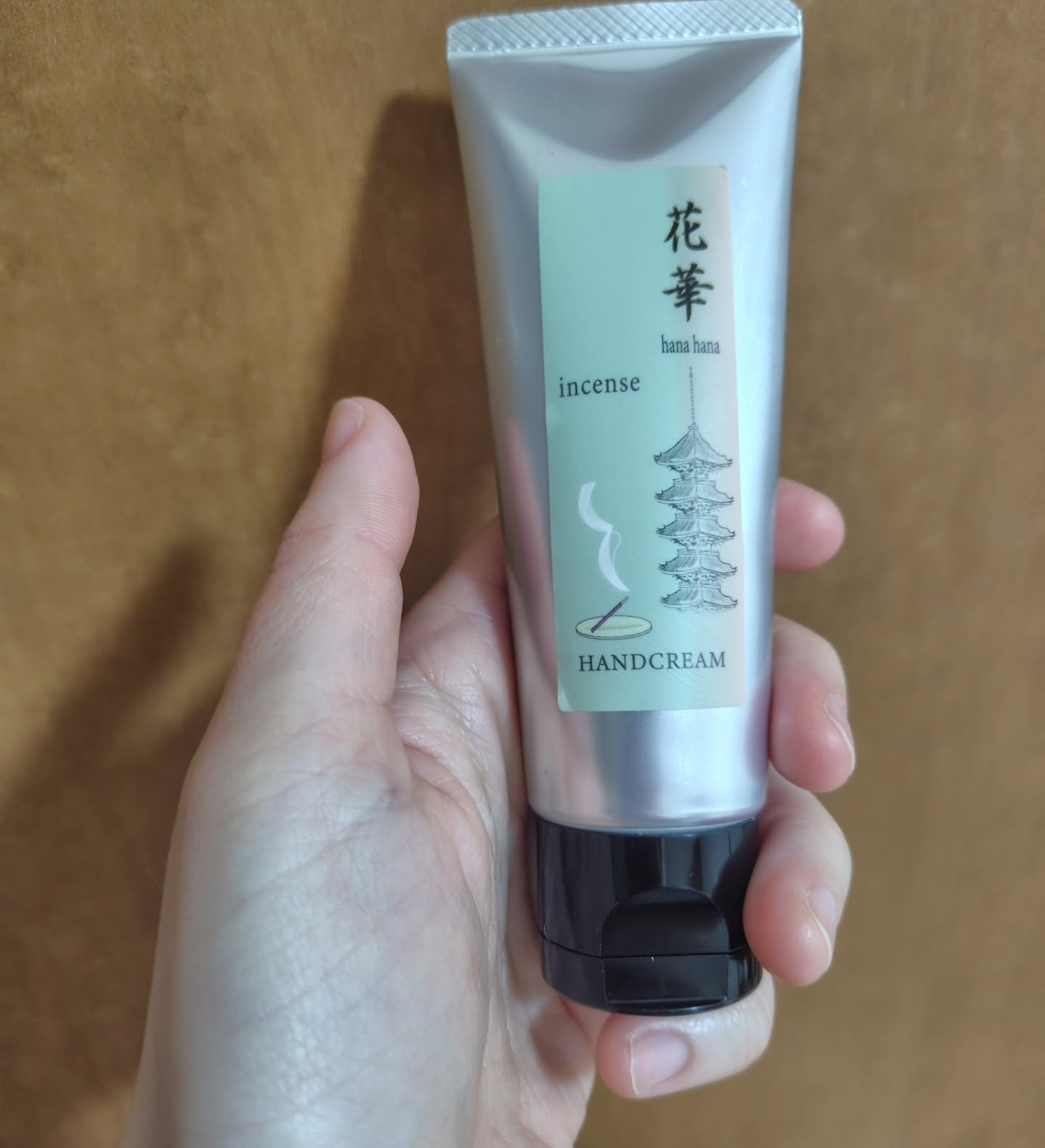 花華ハンドクリーム/ロジカルラボ/ハンドクリームを使ったクチコミ（1枚目）