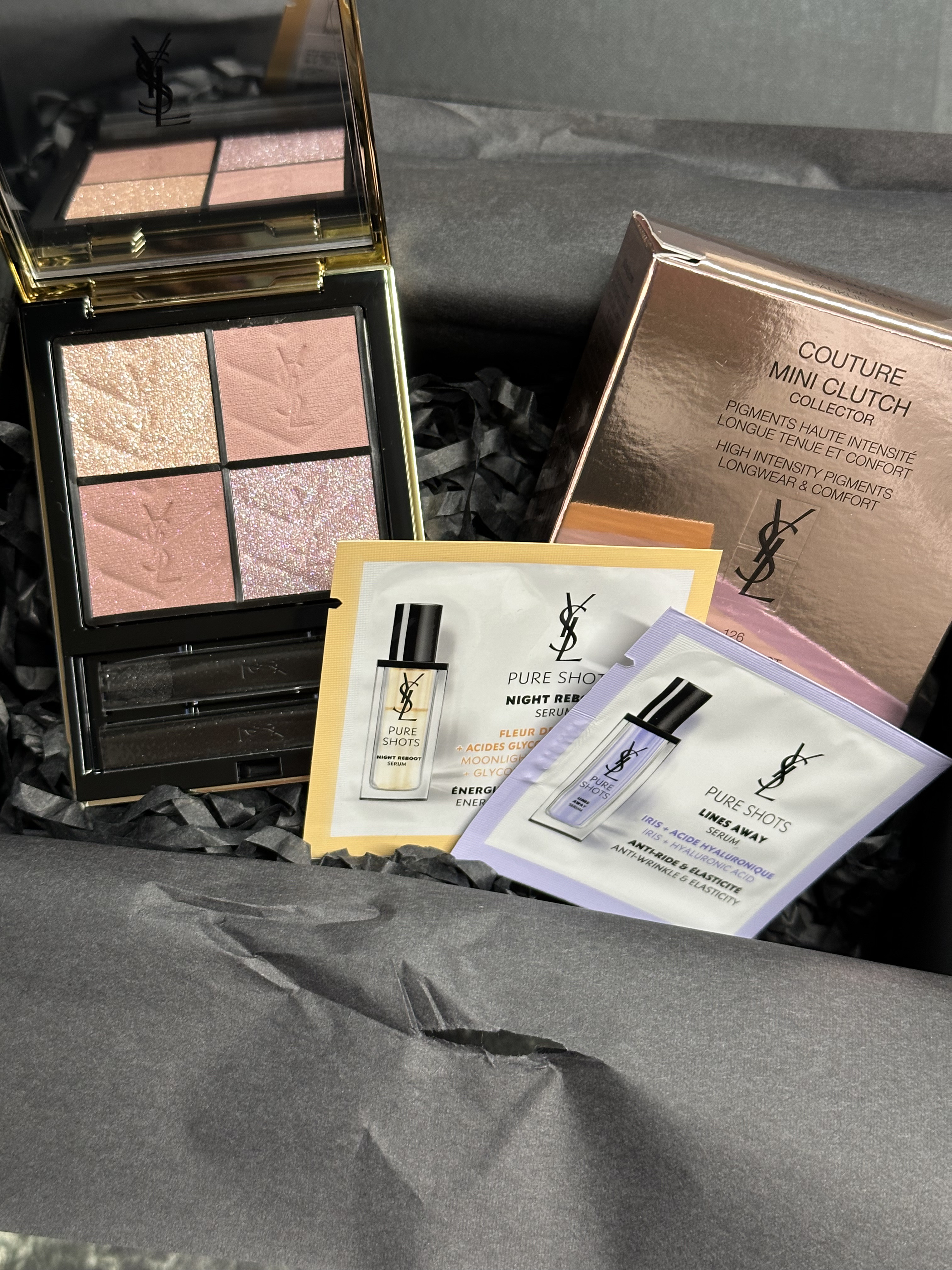 クチュール ミニ クラッチ/YVES SAINT LAURENT BEAUTE/アイシャドウパレットを使ったクチコミ（1枚目）