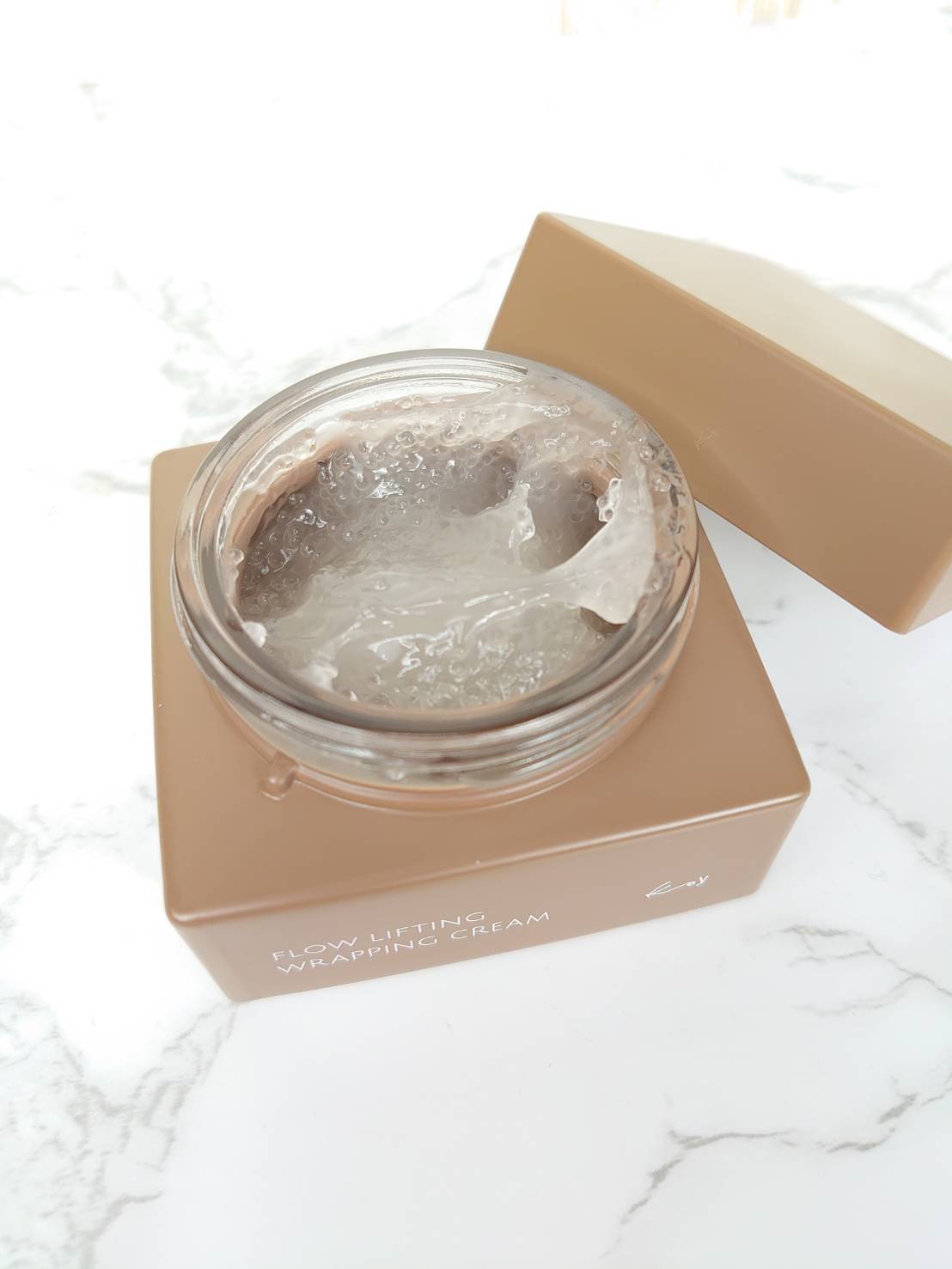 フローリフティングラッピングクリーム/koy/フェイスクリームを使ったクチコミ（2枚目）