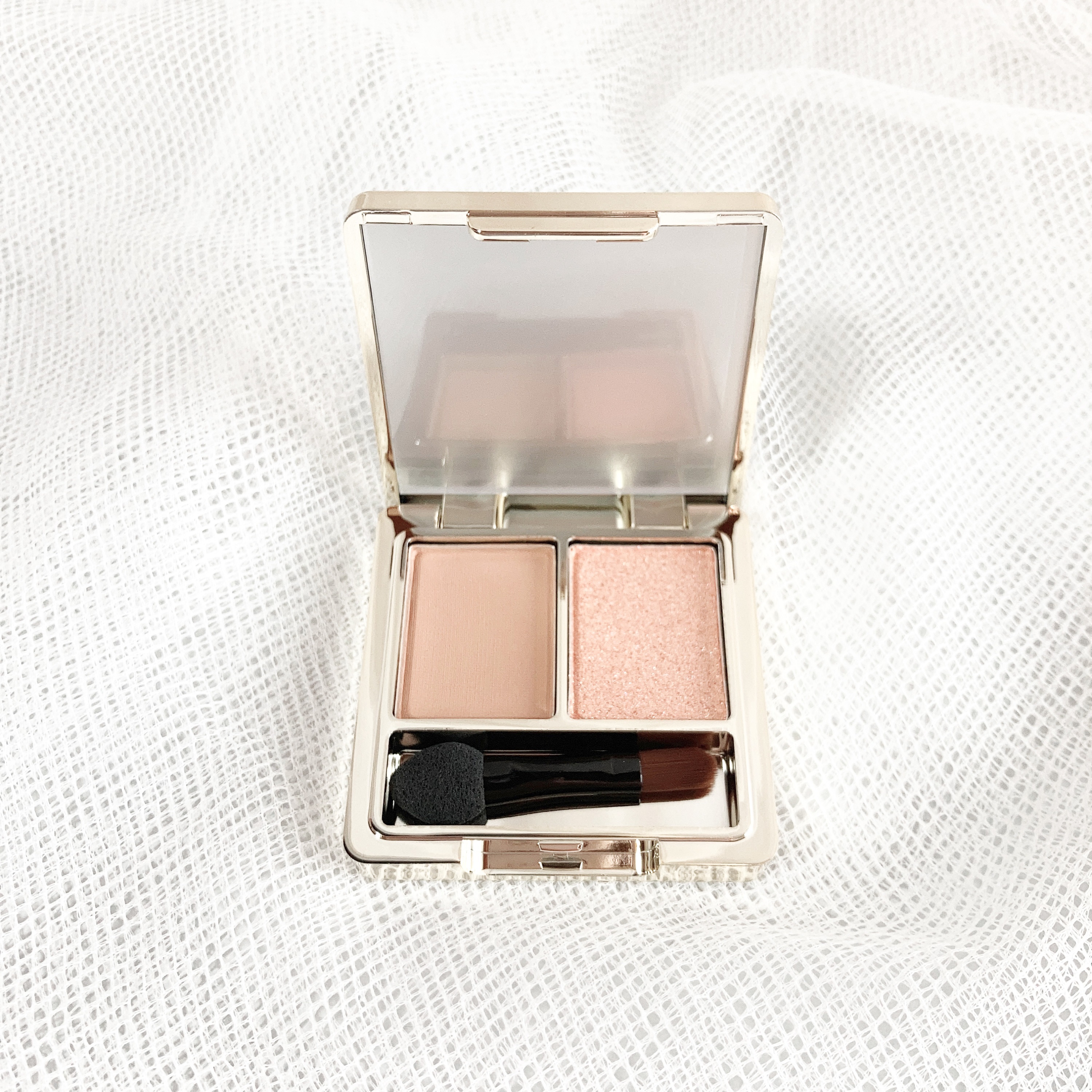 2色アイシャドウ〈アナ〉/SHOBIDO/アイシャドウパレットを使ったクチコミ（3枚目）