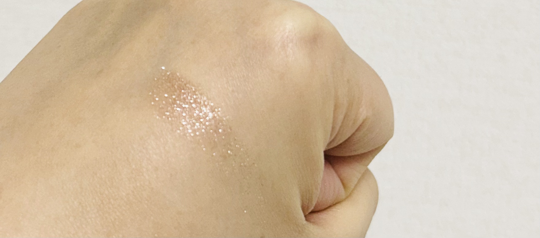 フーミー シングルラメシャドウ/WHOMEE/単色アイシャドウを使ったクチコミ（2枚目）