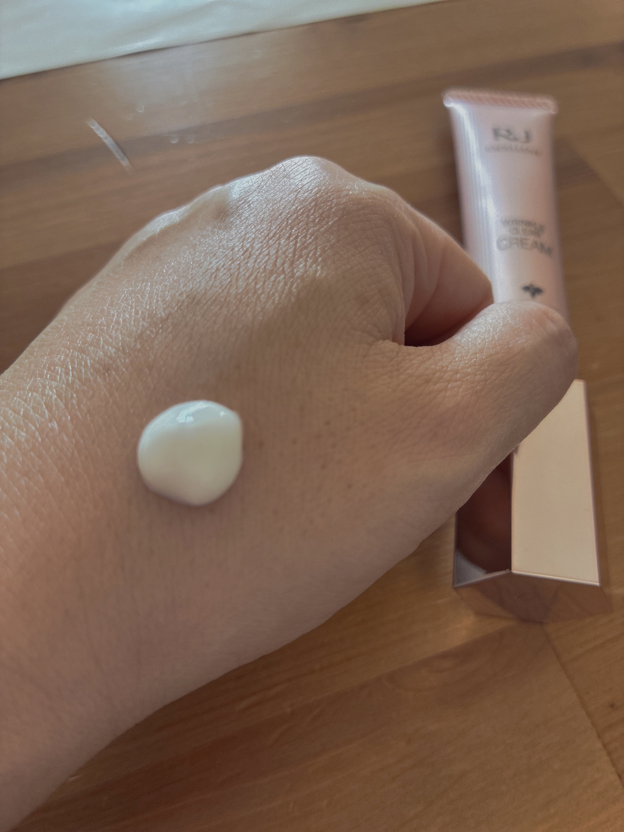 RJ エクセレント 薬用リンクルクリアクリーム/アピセラピーコスメティクス/フェイスクリームを使ったクチコミ（2枚目）