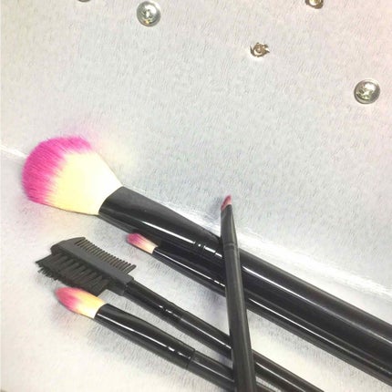 #219 ペンシル ブラシ/M・A・C/メイクブラシを使ったクチコミ(4枚目)