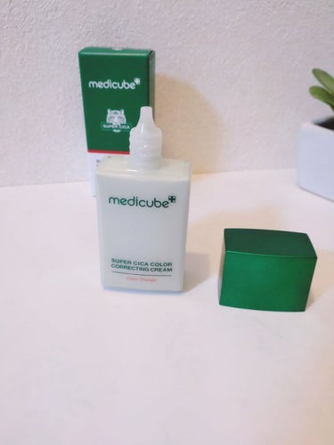 スーパーシカグリーントーンアップベース/MEDICUBE/化粧下地を使ったクチコミ（2枚目）