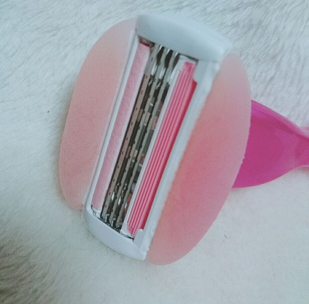 ヴィーナス コンフォートスムース フラワーパフューム/Gillette Venus/ボディグッズを使ったクチコミ(2枚目)