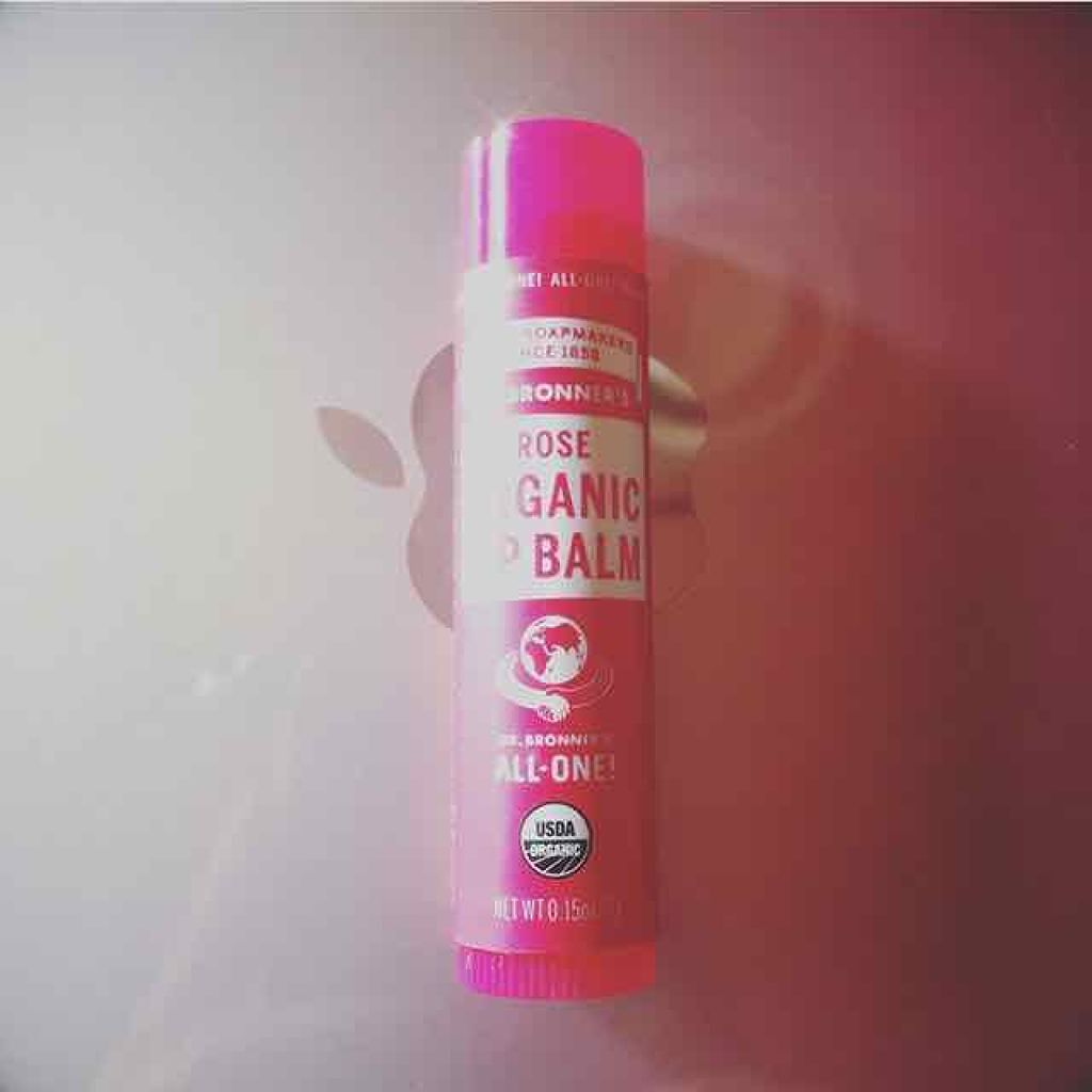 マジック オーガニックリップバーム/ドクターブロナー/リップバームを使ったクチコミ(1枚目)