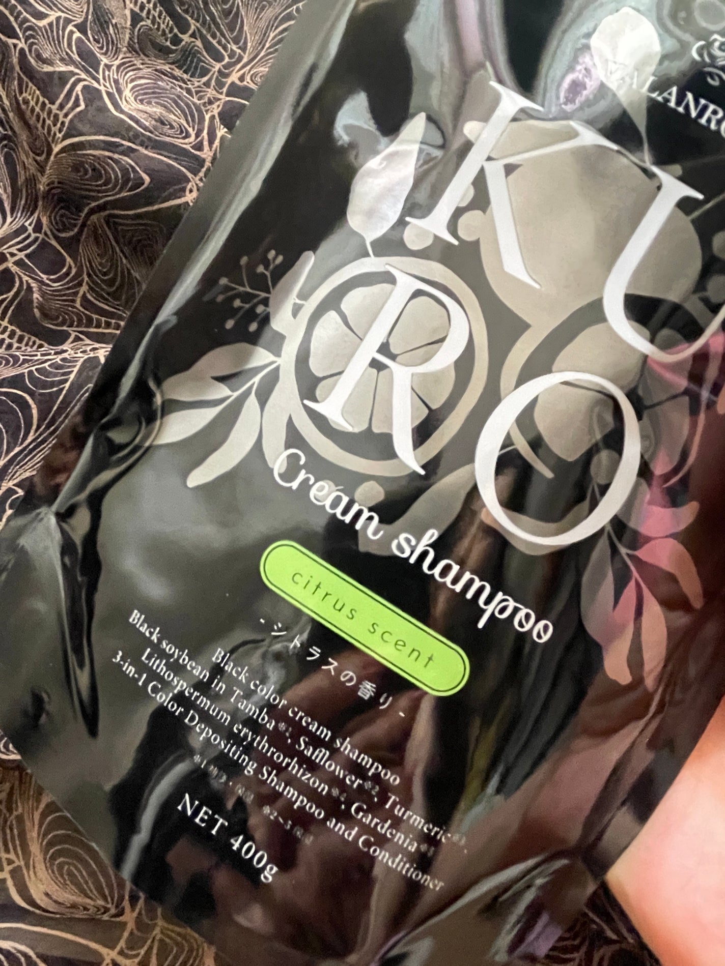 KUROクリームシャンプー/VALANROSE/市販シャンプーを使ったクチコミ(3枚目)