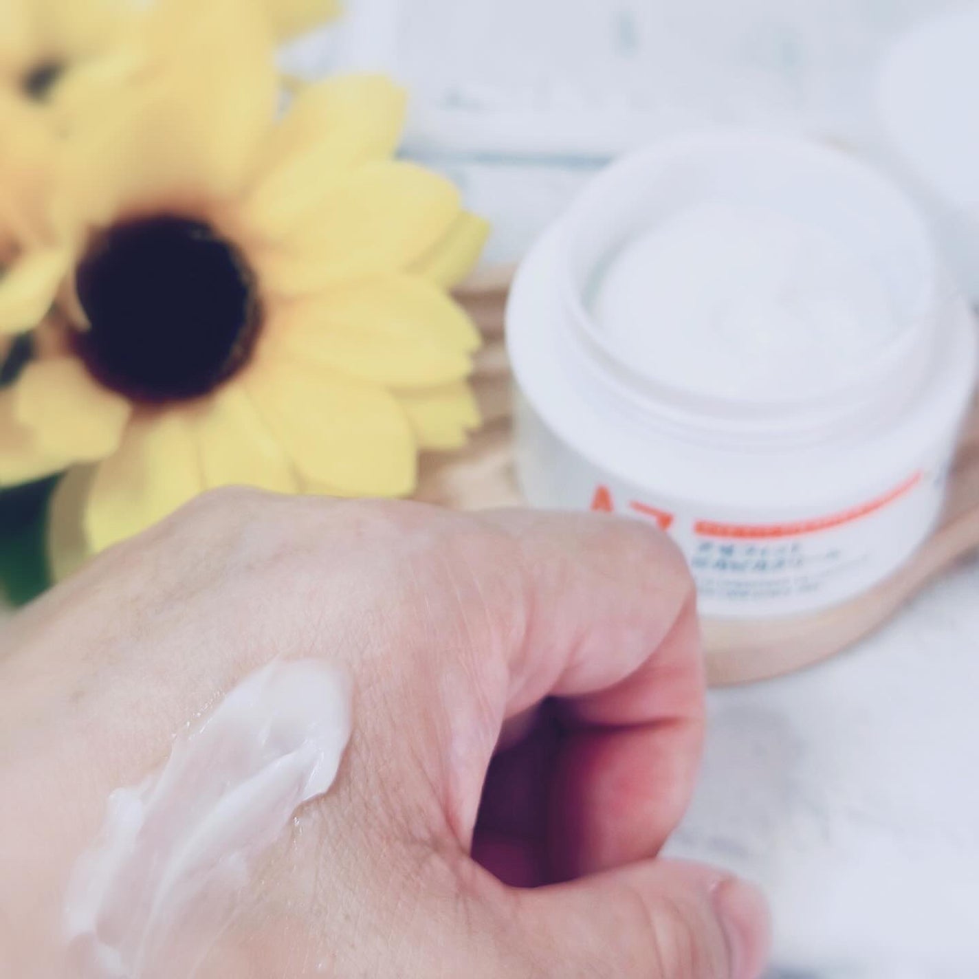 アゼフィット ピカピカクリーム/NIKI PITA/フェイスクリームを使ったクチコミ(3枚目)