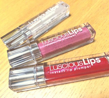 LusciousLips [ラシャスリップス]

芸能人も愛用していると有名の
美容系医院でしか購入できない高級リップ💋

塗った直後は最大で80％も
唇のボリュームがアップすると
公式サイトに書かれて