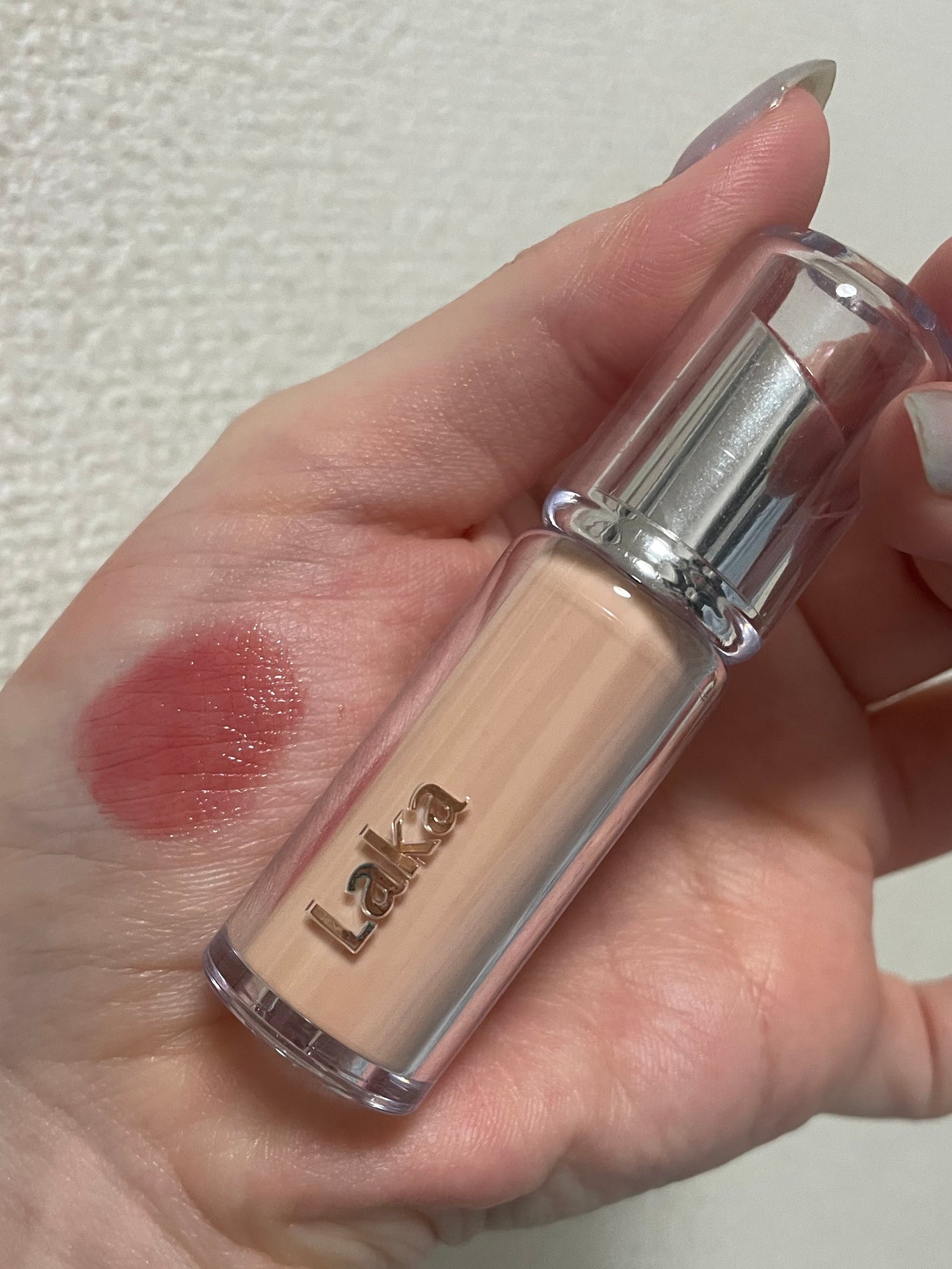 ボンディンググロウリップスティック/Laka/口紅を使ったクチコミ(4枚目)