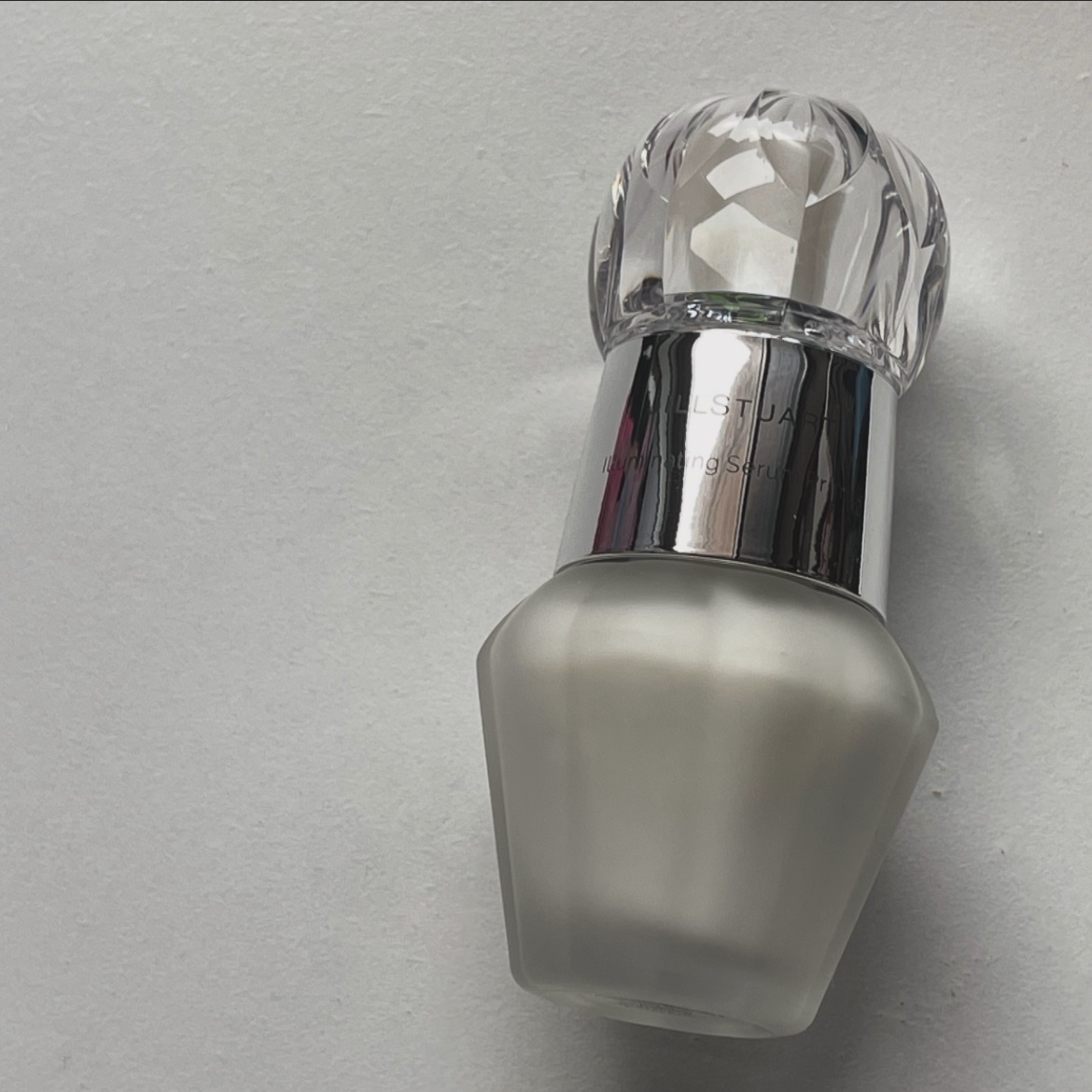 ジルスチュアート　イルミネイティング セラムプライマー/JILL STUART/化粧下地を使ったクチコミ（1枚目）