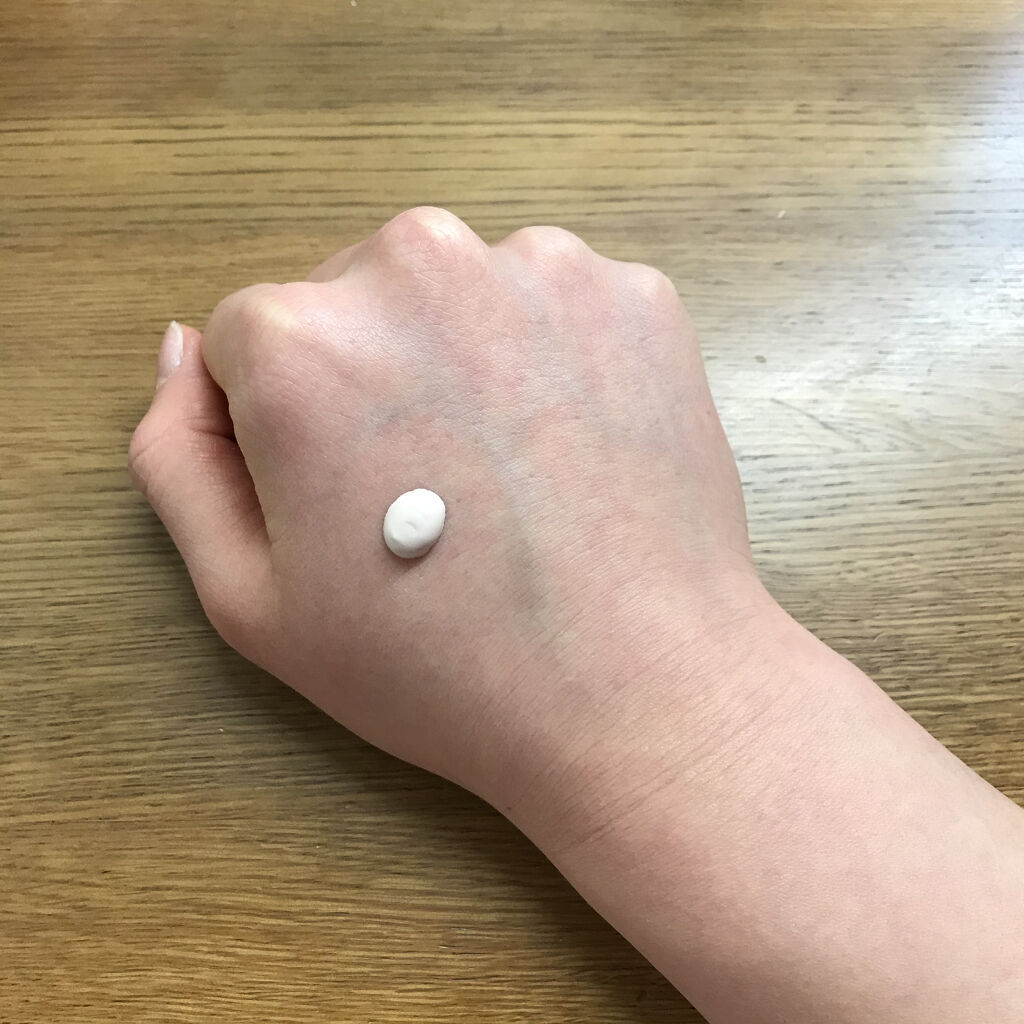 ラトゥー エクラ ファンデーション プライマー N/PAUL & JOE BEAUTE/化粧下地を使ったクチコミ（2枚目）