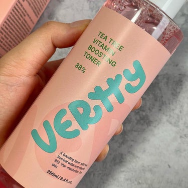 Vertty ティーツリー88%ビタミンブースティングトナーのクチコミ「.
▶︎VERTTY
ティーツリー 88%トナー

原材料の70%を成分に投資している
🇰🇷ス.....」（3枚目）