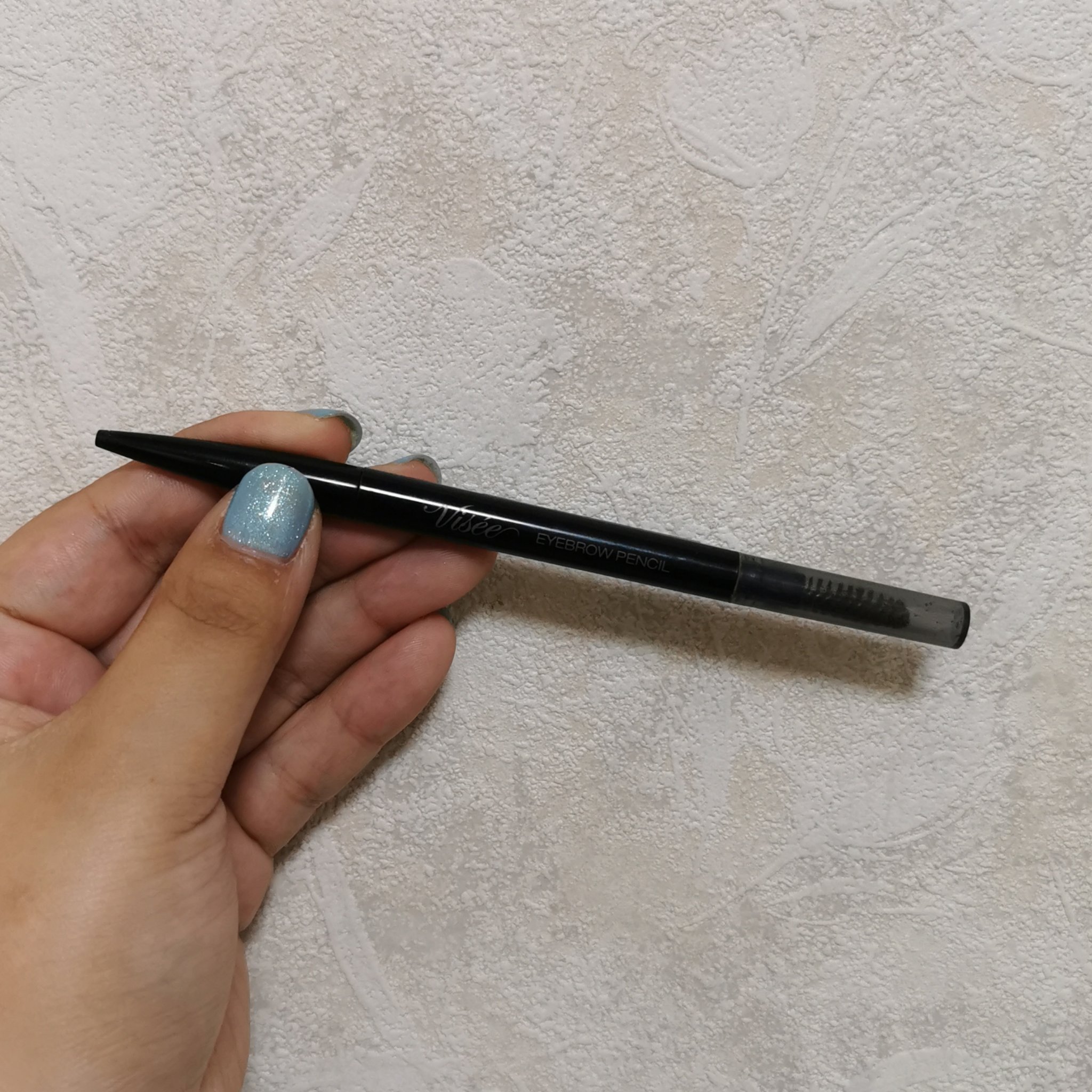 🌸Visée アイブロウペンシルS BR304 アッシュブラウン ¥594(税込)


［特徴･フリー成分］

美容液成分配合、無香料

描きやすさ★★★★★
色持ち★★★★★

今まで使ったアイブロウペンシルの中で1番好きです💕

細