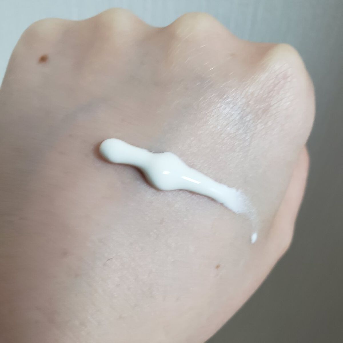 サンシェルター マルチ プロテクション コンフォート 60g/DECORTÉ/日焼け止めミルクを使ったクチコミ（2枚目）