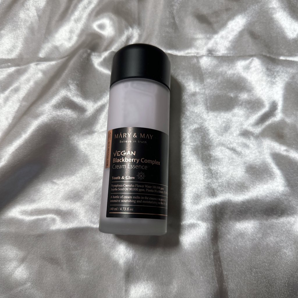 ヴィーガンブラックベリー コンプレックスクリームエッセンス/MARY&MAY/化粧水を使ったクチコミ（1枚目）