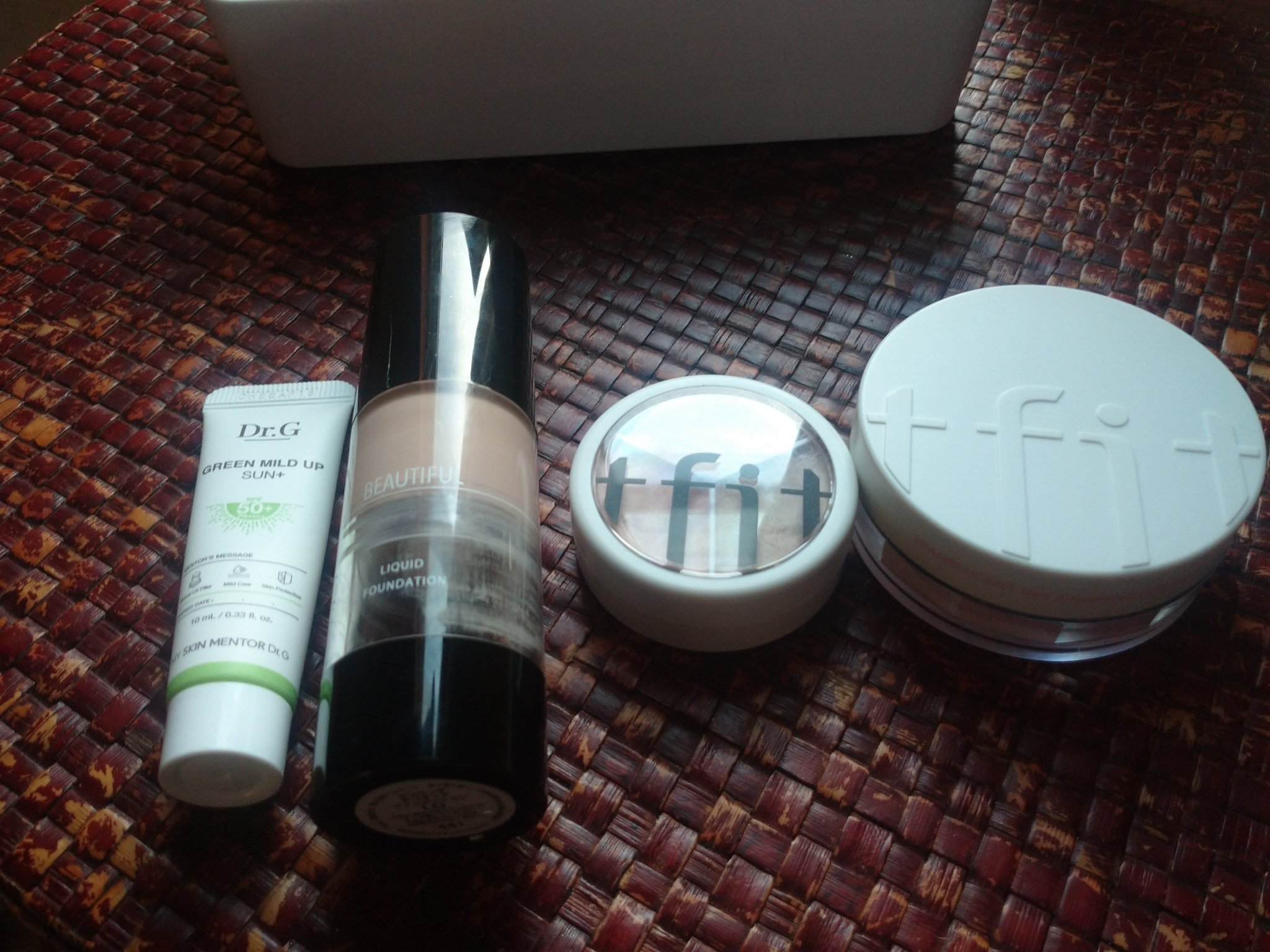  ビューティフル リキッドファンデーション/ピコモンテ/リキッドファンデーションを使ったクチコミ（1枚目）