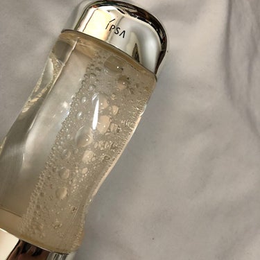 IPSAの化粧水🥰
いつも担当の美容師の方から化粧水を買っていたのですがなかなか買いに行けないので
化粧水どこのがいいかなと悩んでいたら周りの友達ゴリ押しのIPSAの化粧水を買ってみました！
使って見た