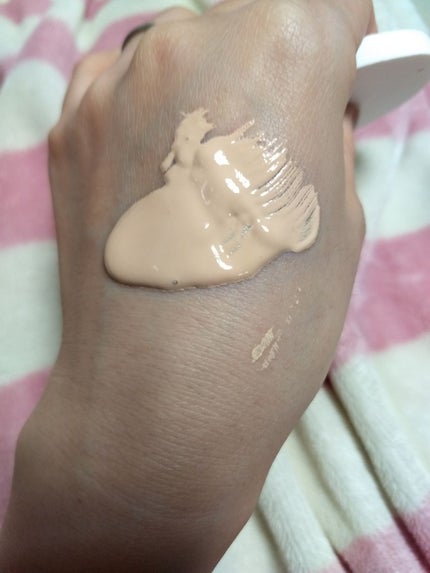 ブラーパウダーパクト ラベンダーエディション 23号/EGLIPS/化粧下地を使ったクチコミ(2枚目)