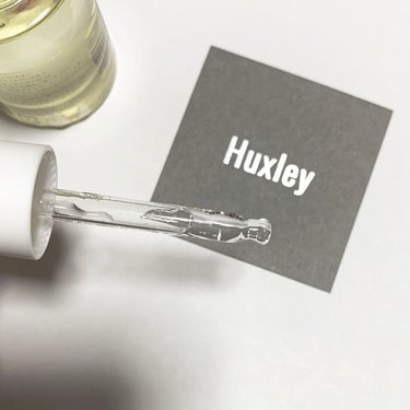 Huxley オイル；ライトアンドモアのクチコミ「◎オイル美容液でしっかり保湿を


○ハクスリー
　オイル　ライトアンドモア
こちらリップスさ.....」（2枚目）