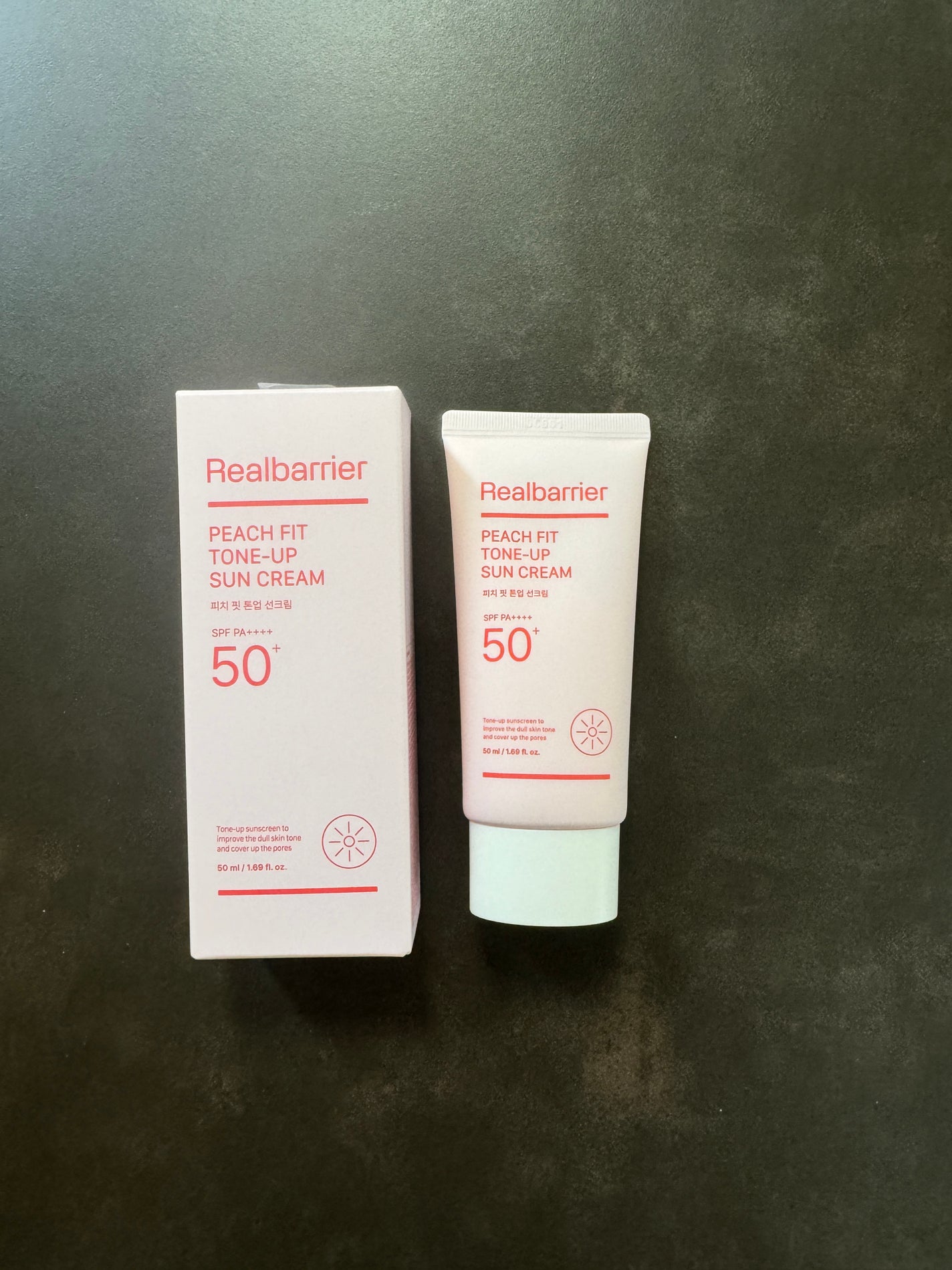 ピーチフィットトーンアップ日焼け止め/Real Barrier/日焼け止めクリームを使ったクチコミ(3枚目)