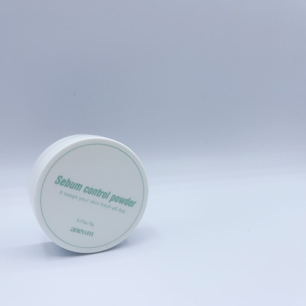 アニューム セバム コントロール パウダー/saat insight/ルースパウダーを使ったクチコミ（1枚目）