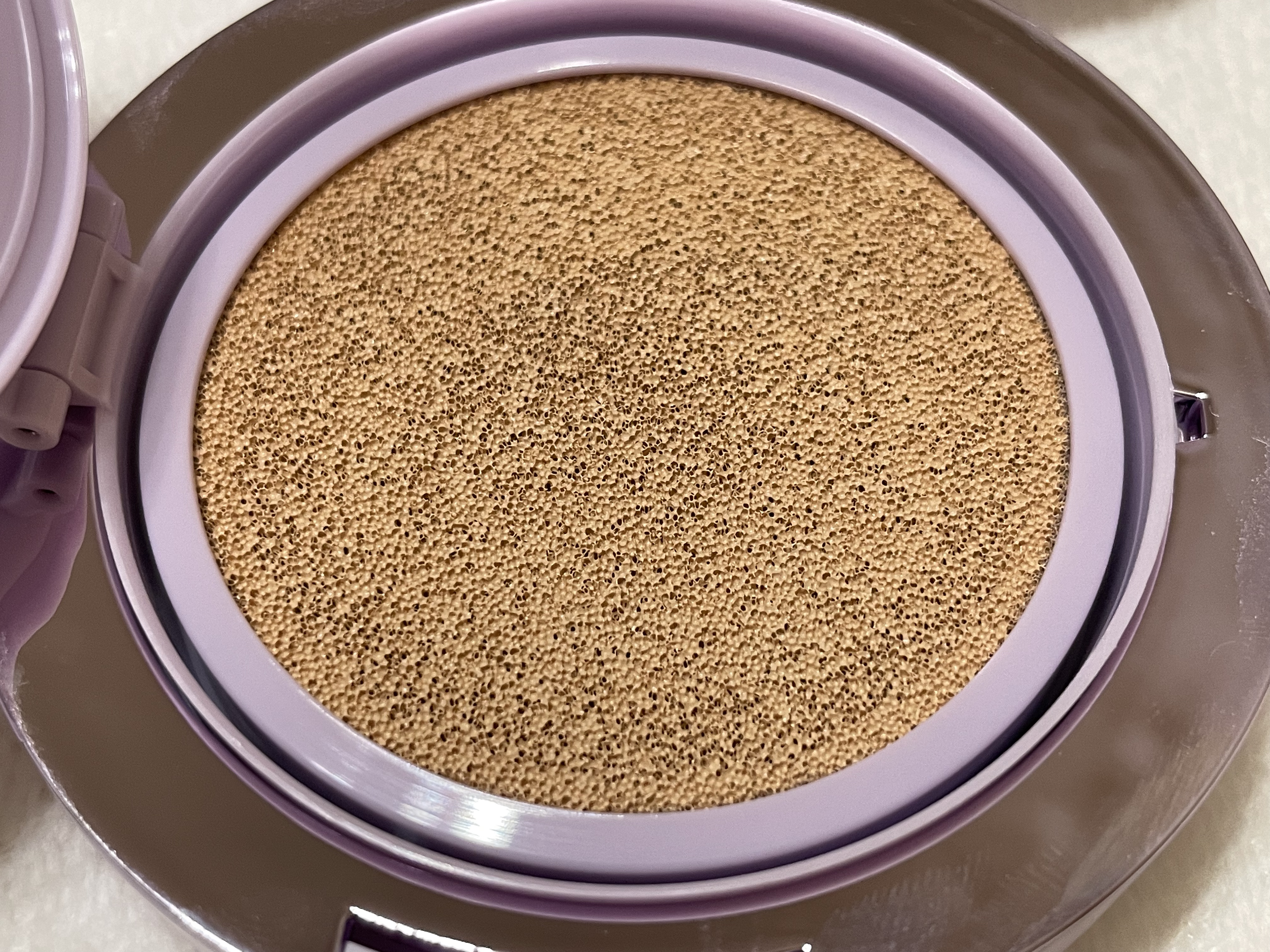 パーフェクティング シルキーフィット カバー クッション ファンデーション/VDL/クッションファンデーションを使ったクチコミ（3枚目）