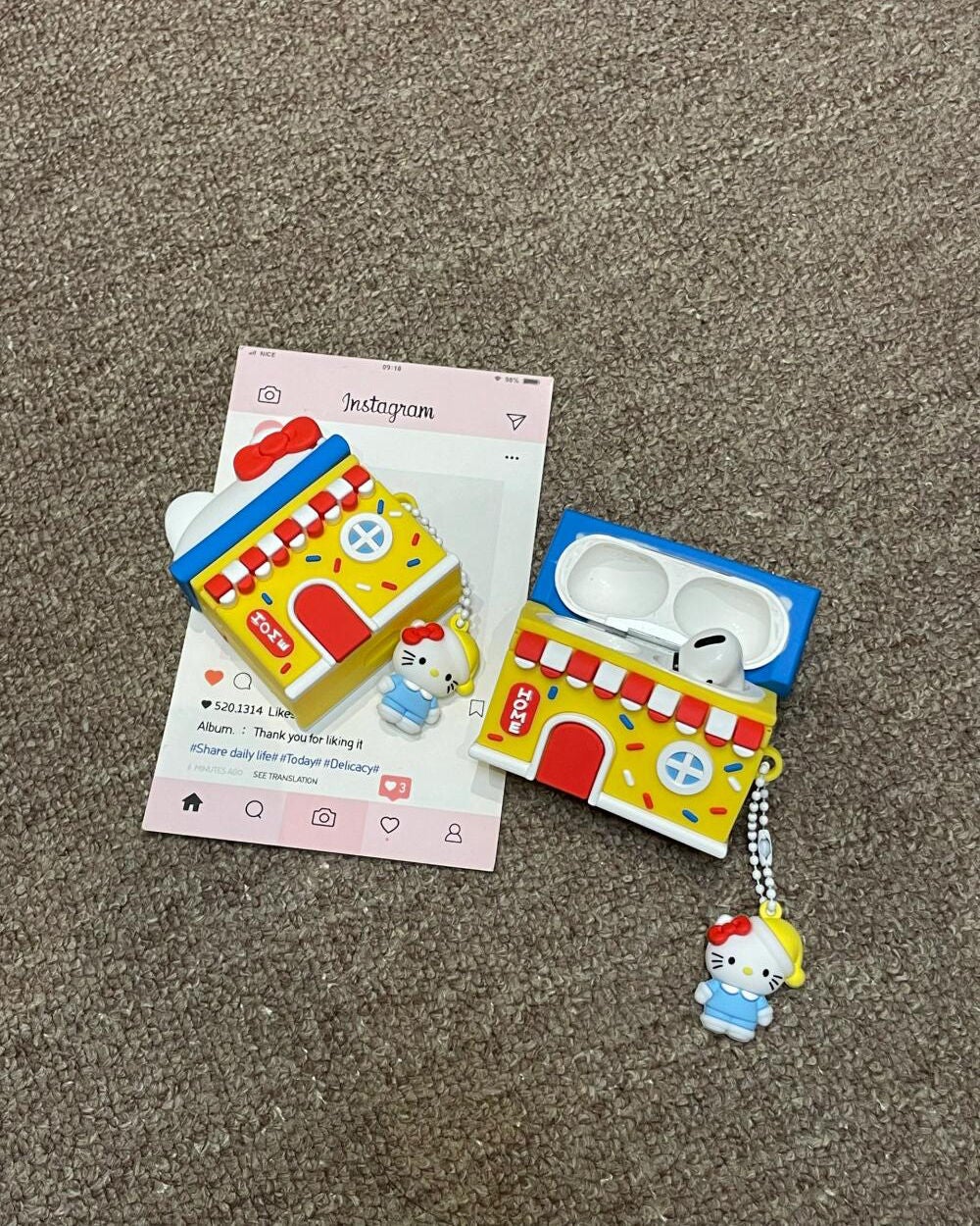 ケース大好きっ子 on LIPS 「ktの小さな家はとてもかわいいね#iPhoneケース#購入品#..」(2枚目)