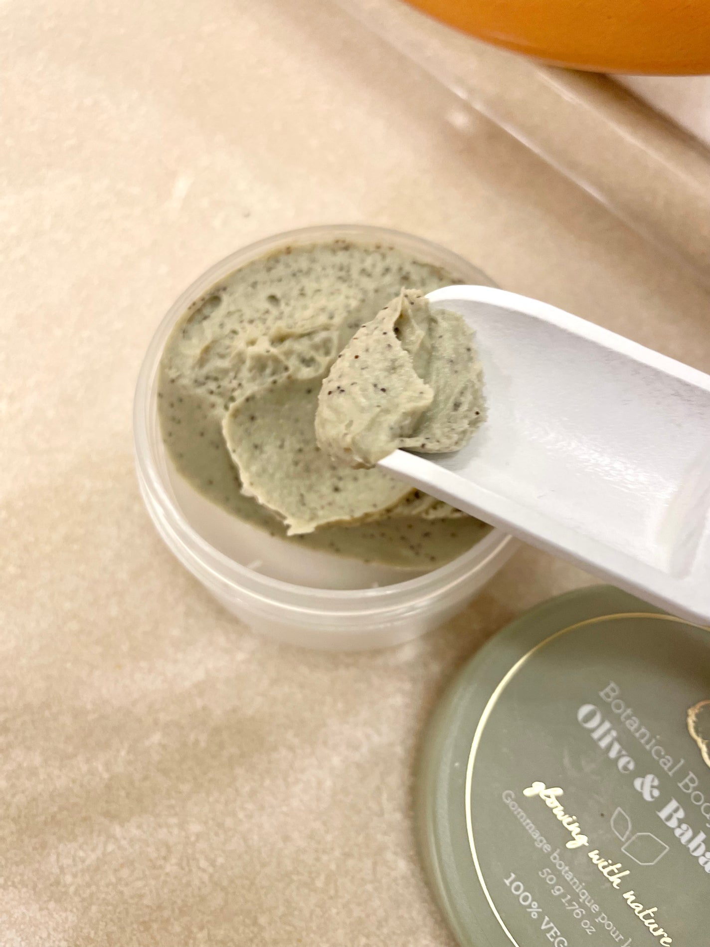 オリーブ&ババス ボタニカル ボディスクラブ/Laline/ボディスクラブを使ったクチコミ(2枚目)