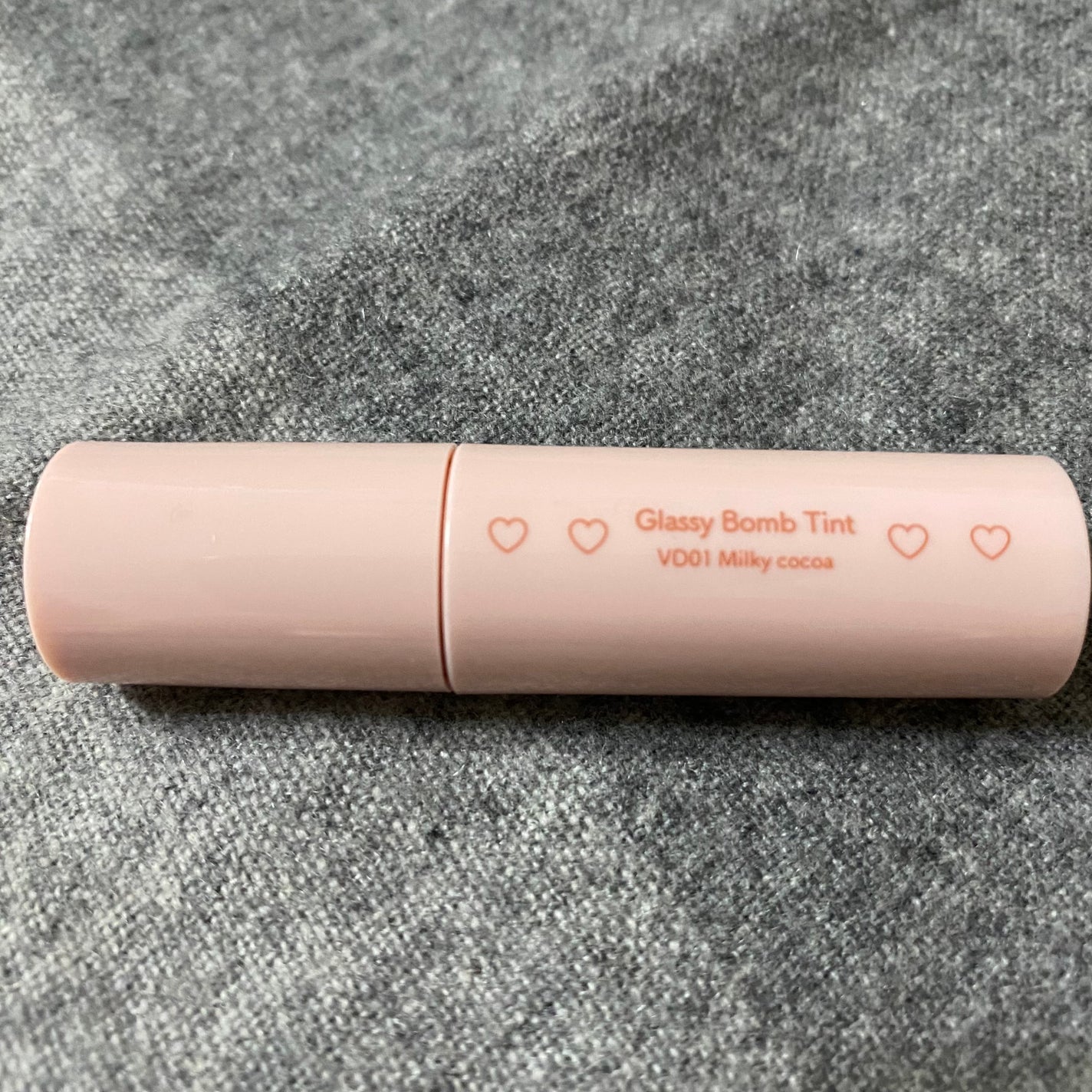 アンドバイロムアンド グラッシーボムティント/&nd by rom&nd/リップティントを使ったクチコミ(4枚目)