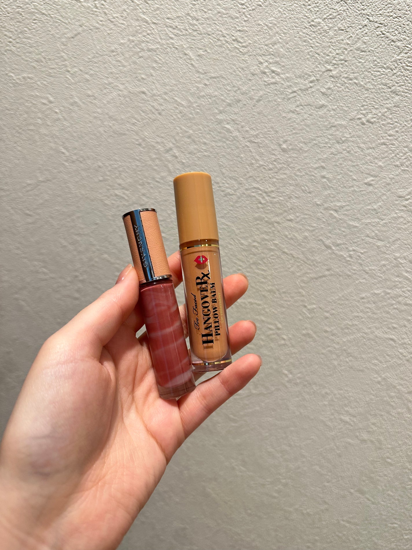 ~トゥー フェイスド ハングオーバー~ ピロー バーム リップ トリートメント/Too Faced/リップ美容液を使ったクチコミ(2枚目)