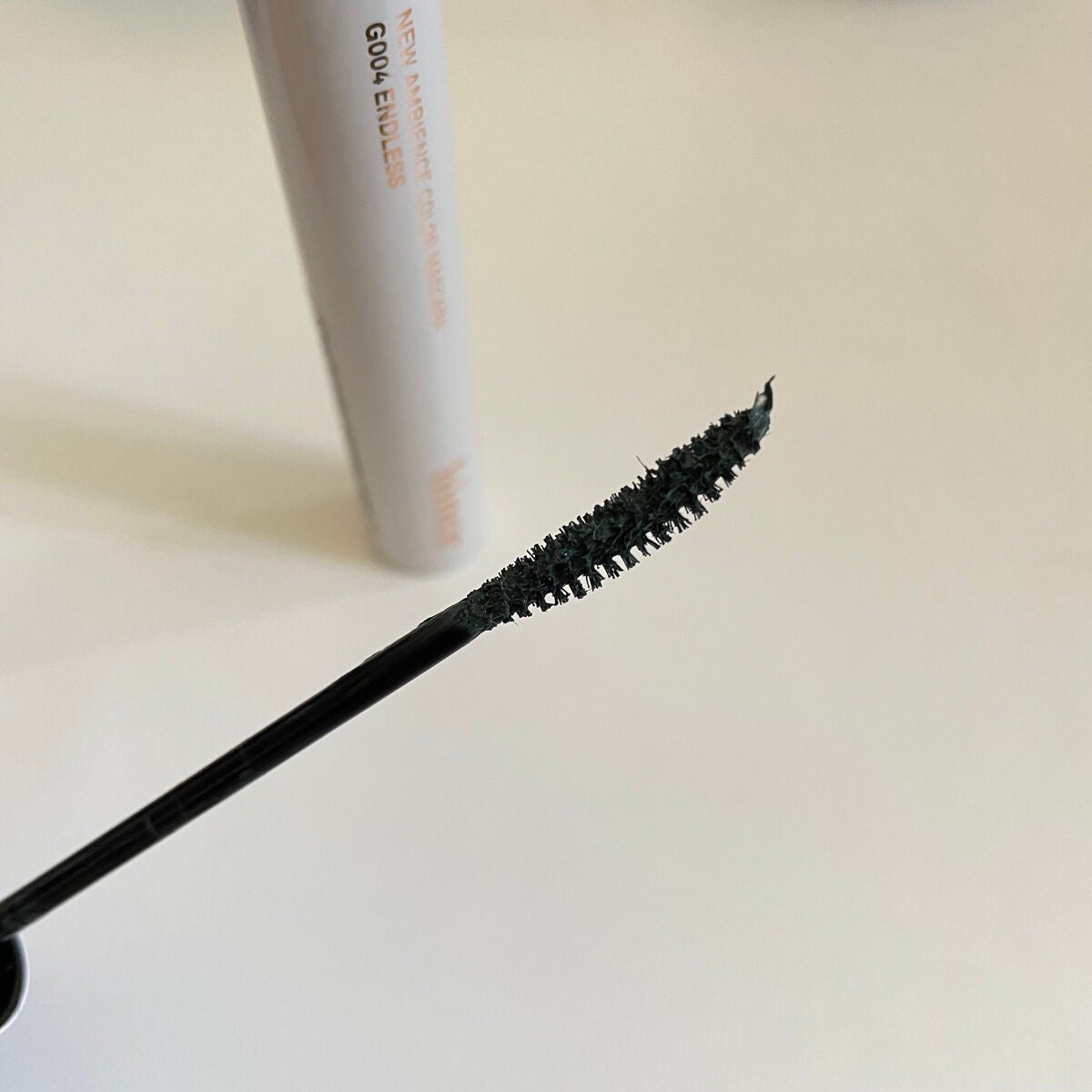 ニューアンビエンスカラーマスカラ/hince/マスカラを使ったクチコミ(3枚目)